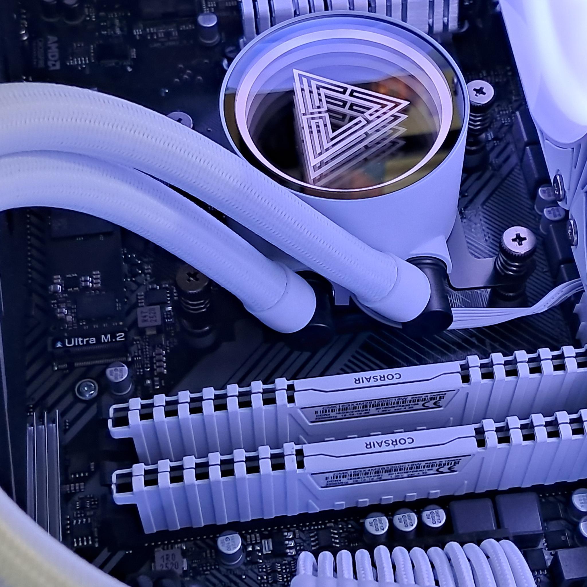 ❄️Frosty RTX Gamer❄️2070 Super | Ryzen 5 5500 | 16GB Corsair DDR4 | 1.25 TB SSD | WiFi!