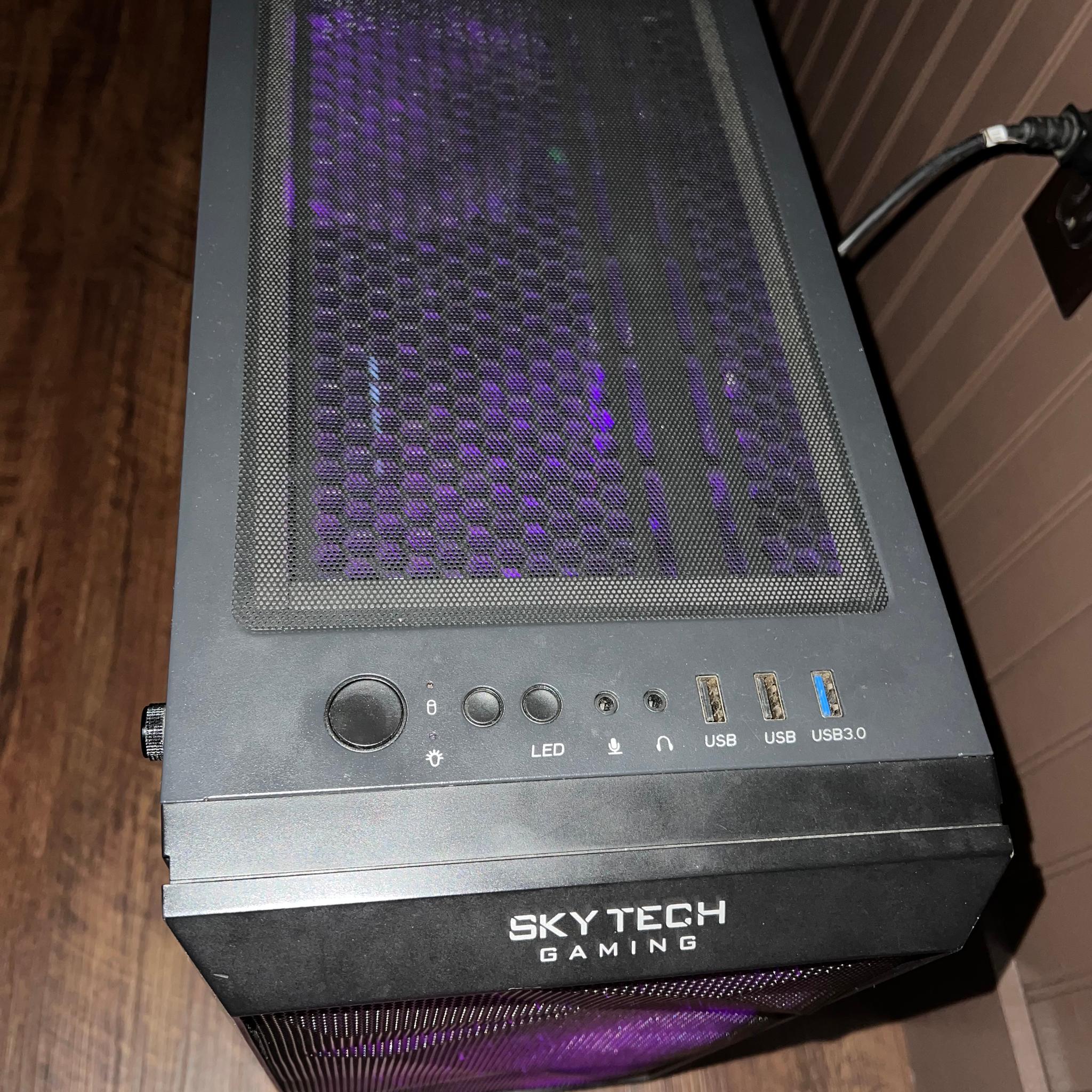 High Performance Starter Gaming PC / Ryzen 7 5800X - RTX 5060 8GB
