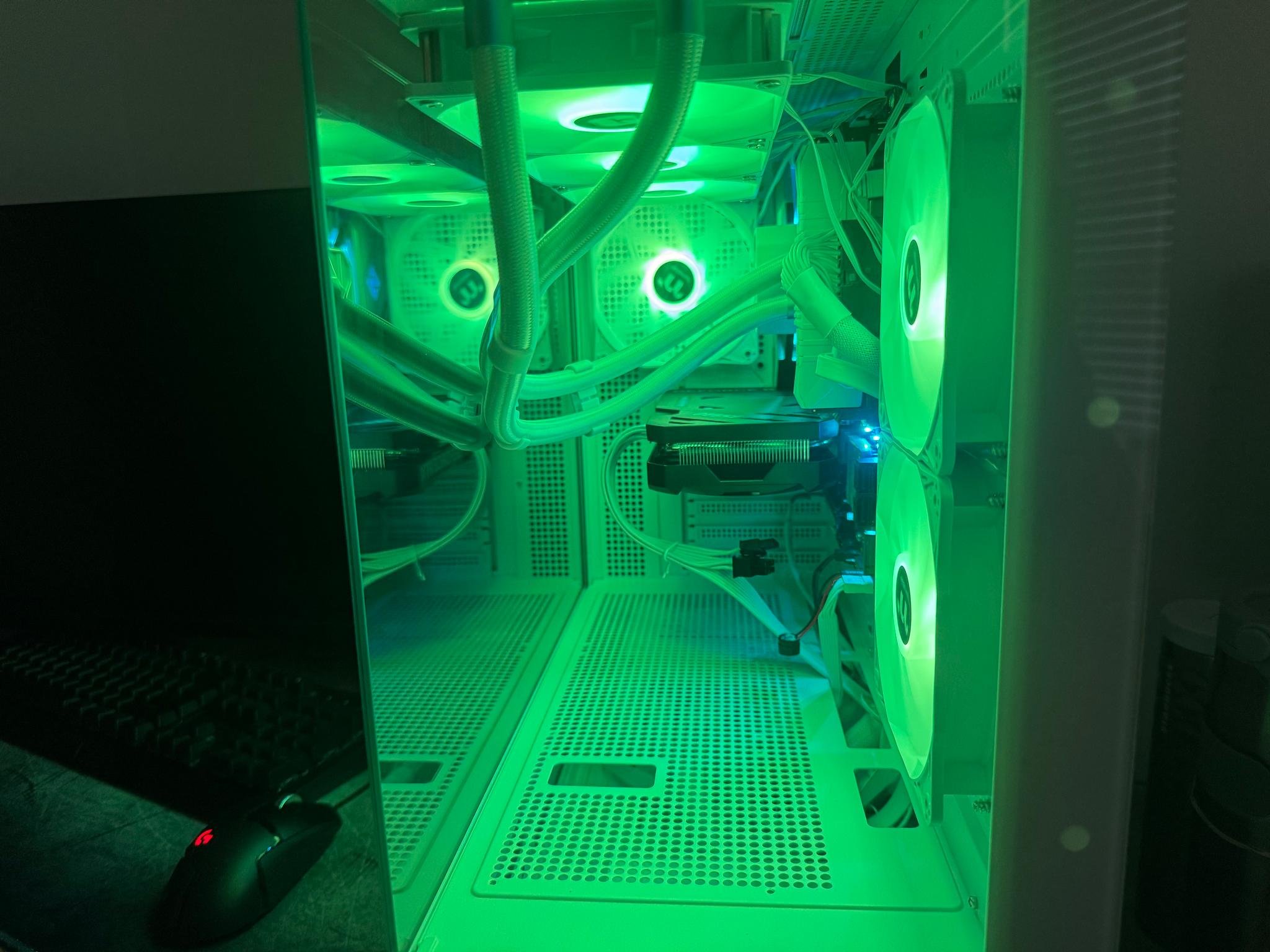 White RGB Gaming PC | RTX 4060 Ti | Ryzen 7 5700X | 32GB RAM | Liquid Cooled