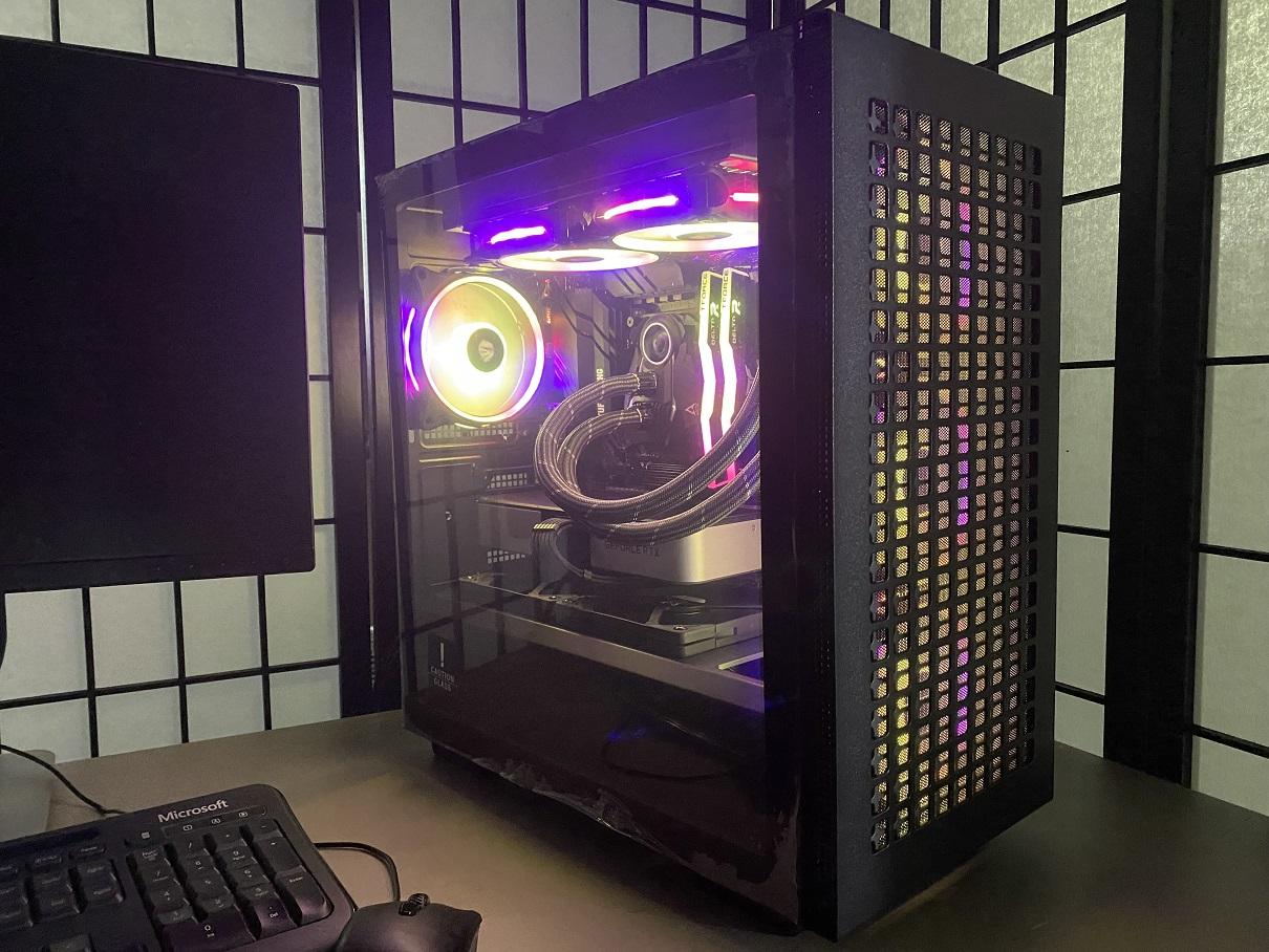 nVidia RTX 3060 TI, Ryzen 5 5600x, 32GB DDR4 3600MHz, 2 x Crucial 1TB NVMe, 650W Gold, WiFi/BT