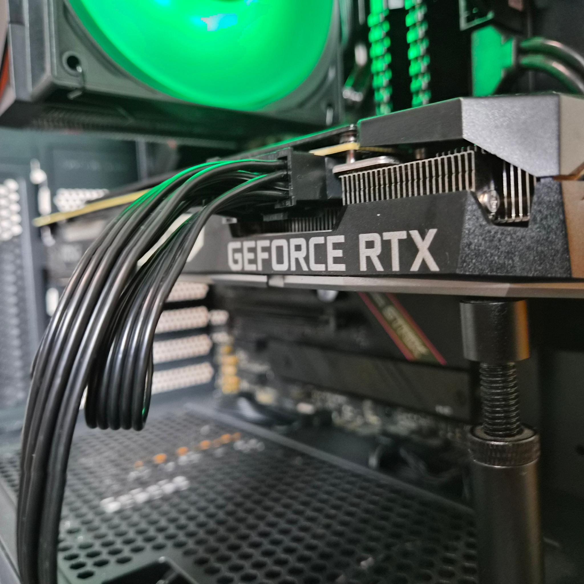 Gaming PC: RTX 2070 | Ryzen 5 | 16GB RAM | WiFi | ARGB