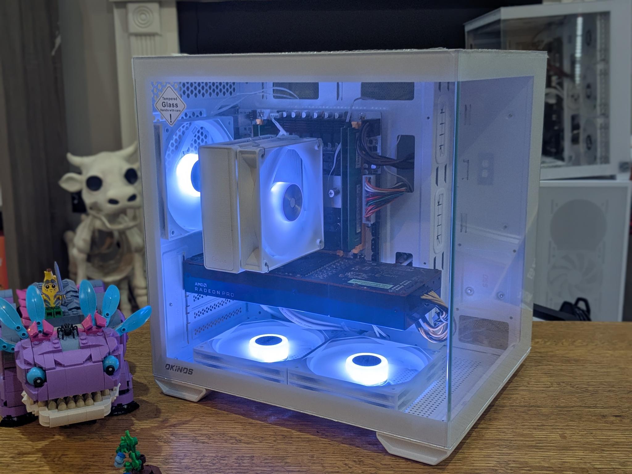 Workstation Gamer | 8 Core Xeon (same as i7), 32GB RAM, 8GB AMD W5700, 512GB SSD, Win11