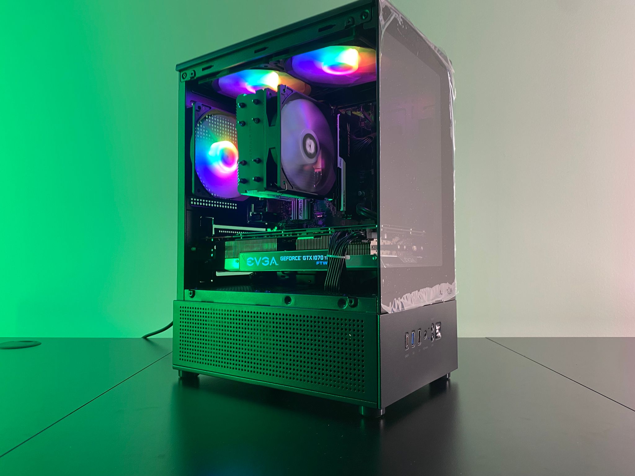 RGB Gaming PC | EVGA GTX 1070 Ti FTW 8GB | Intel Core i5-7500 | 16GB DDR4 RAM | 500GB SSD |