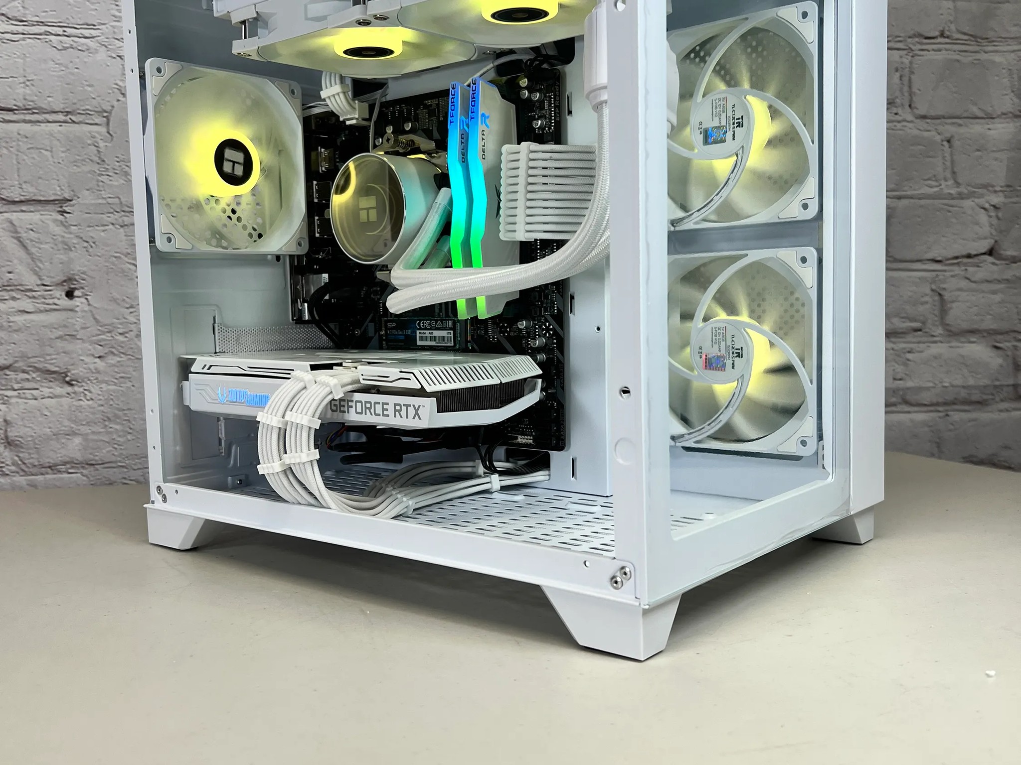 Ryzen 5 5600X RTX 3070 16GB RAM 1TB M.2 Gaming PC