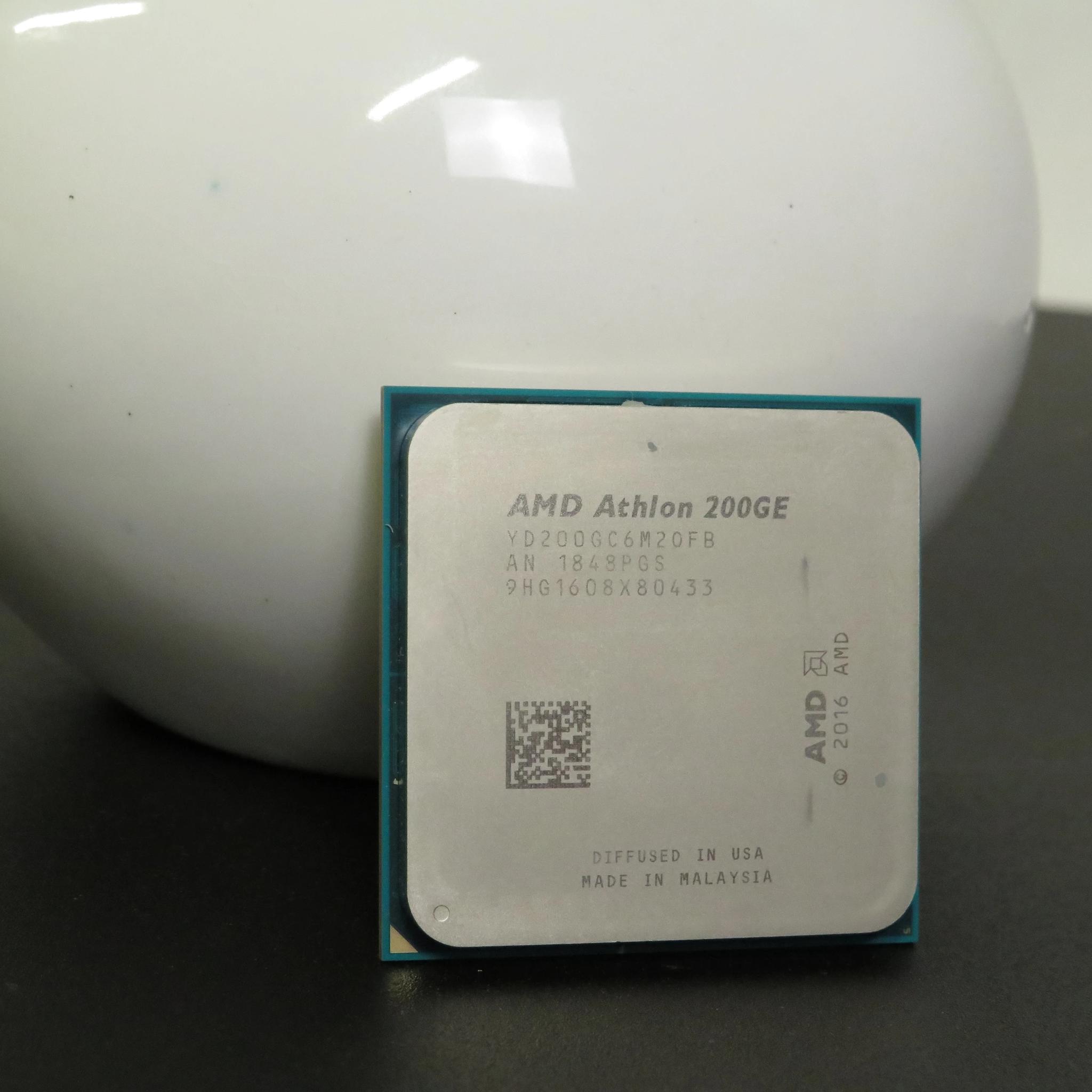 Used Athlon 200GE 2 Cores 4 threads AM4 w/integrated Raedon graphics