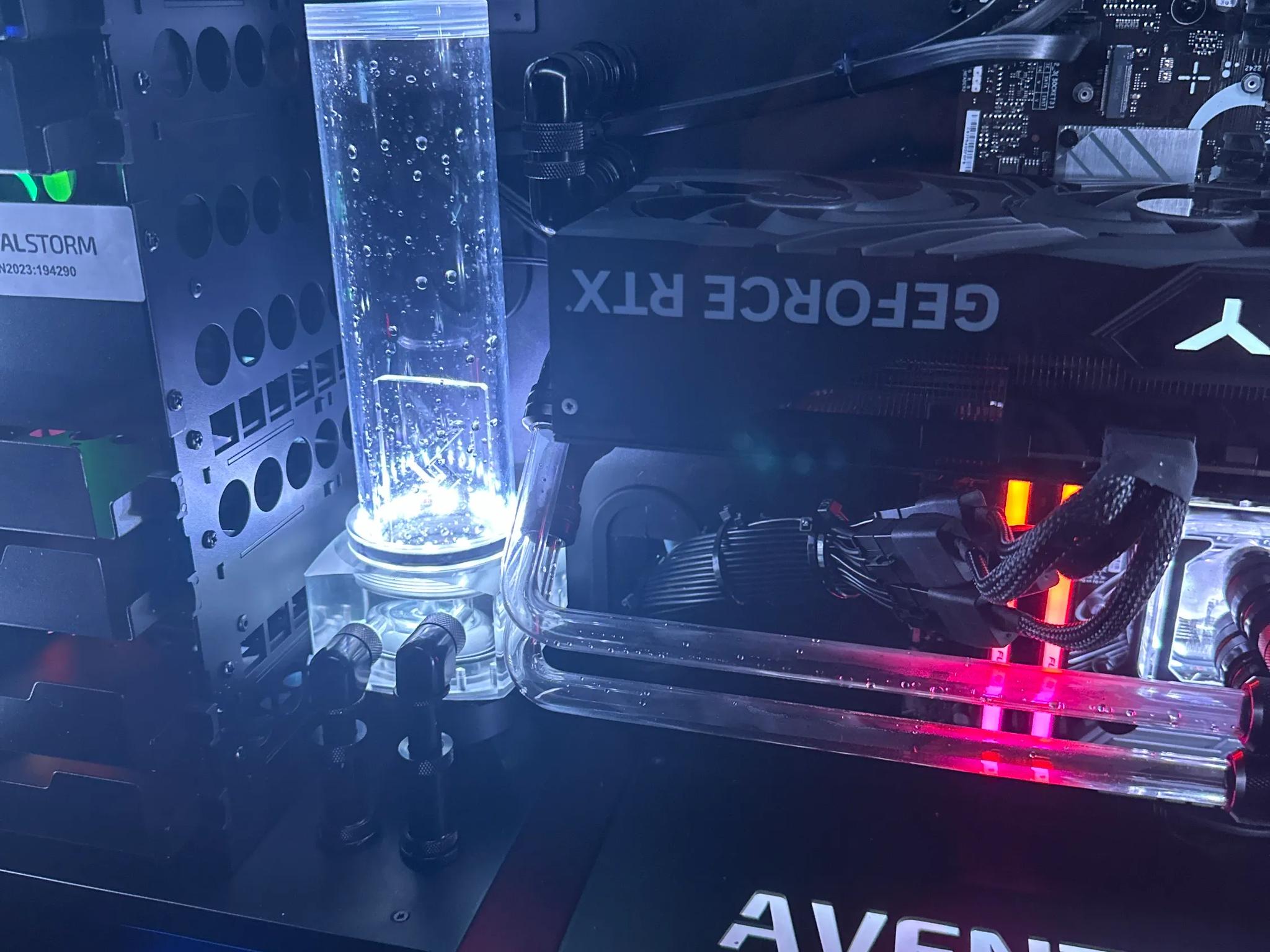 Aventum X Core i9-13900K RAM 64.0 GB 4090 24GB