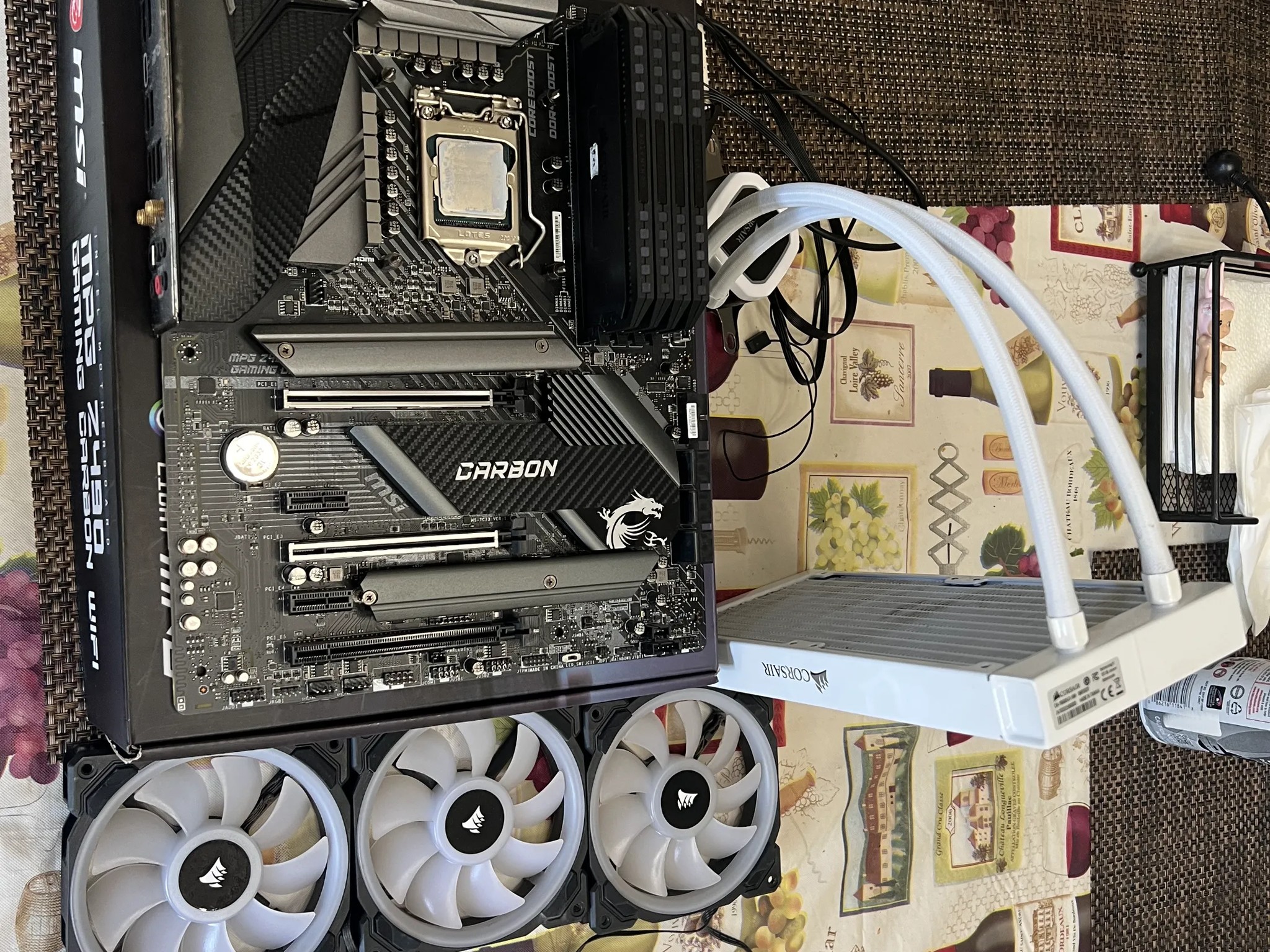 MSI MPG Z490, i9-10850K, Corsair Dominator DDR4-3200 + Liquid Cooler Bundle