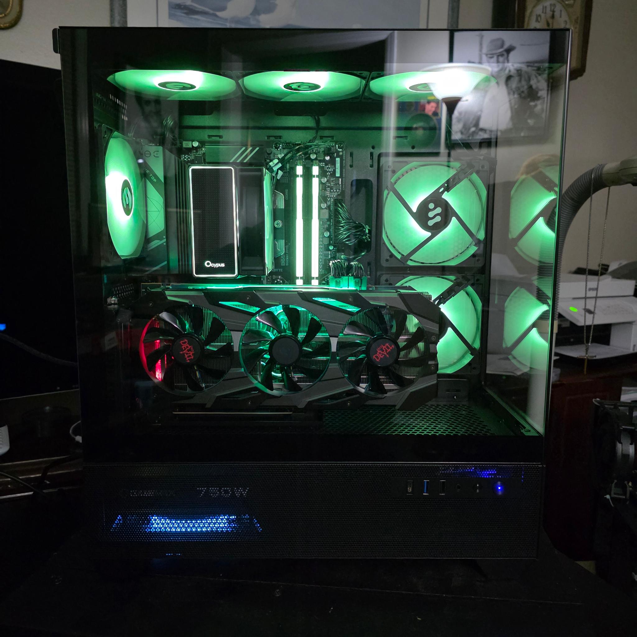 Verticle Mounted GPU.. Brand New Build..Custom AMD AM5