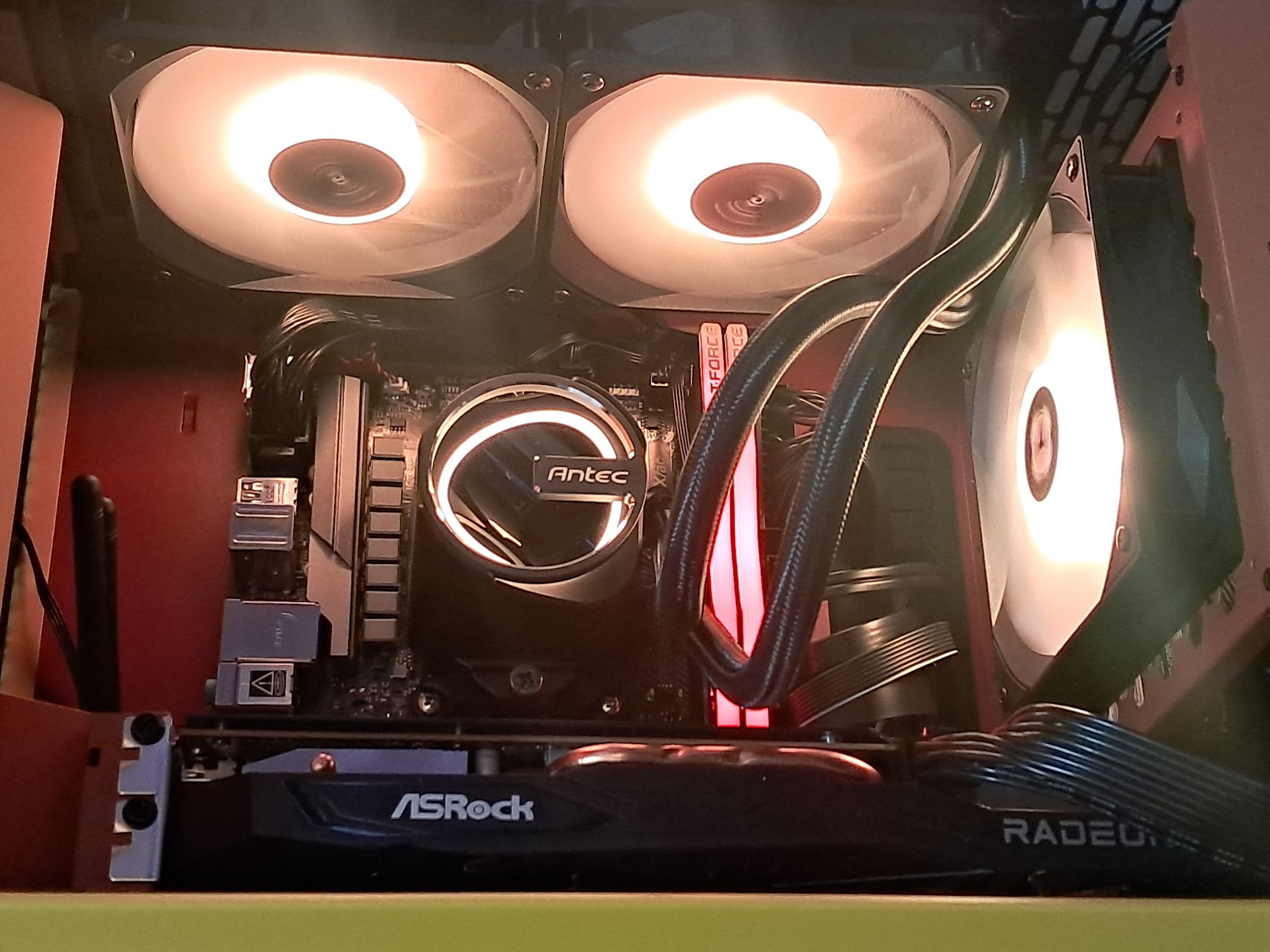 🗼THE TOWER🗼Ryzen 7 3700X | RX 7600 | 16GB DDR4 | 1TB SSD
