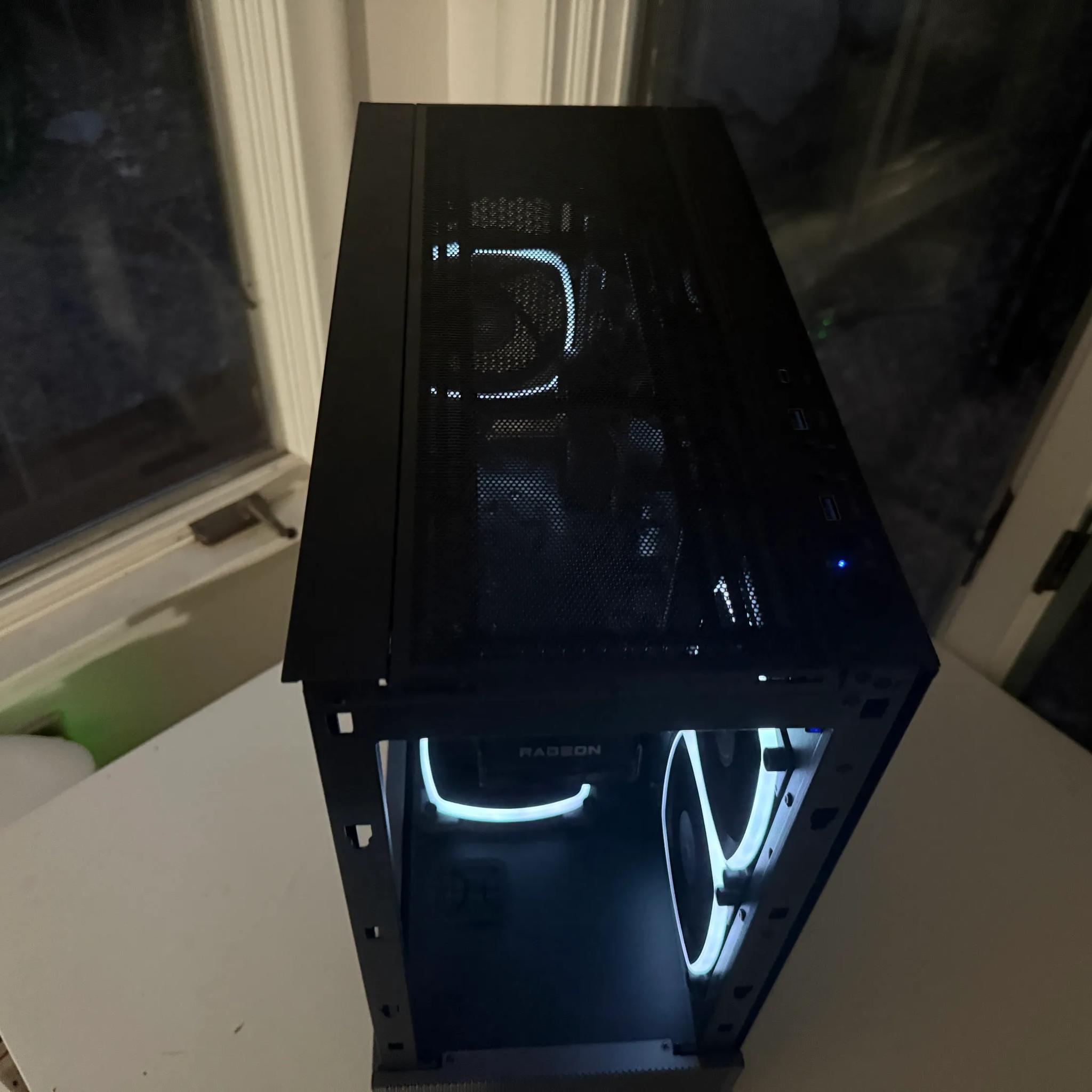 RX 6600XT / Ryzen 5 5500 | WIFI | 1TB HDD + SSD | 16GB Ram | Windows 11 Activated