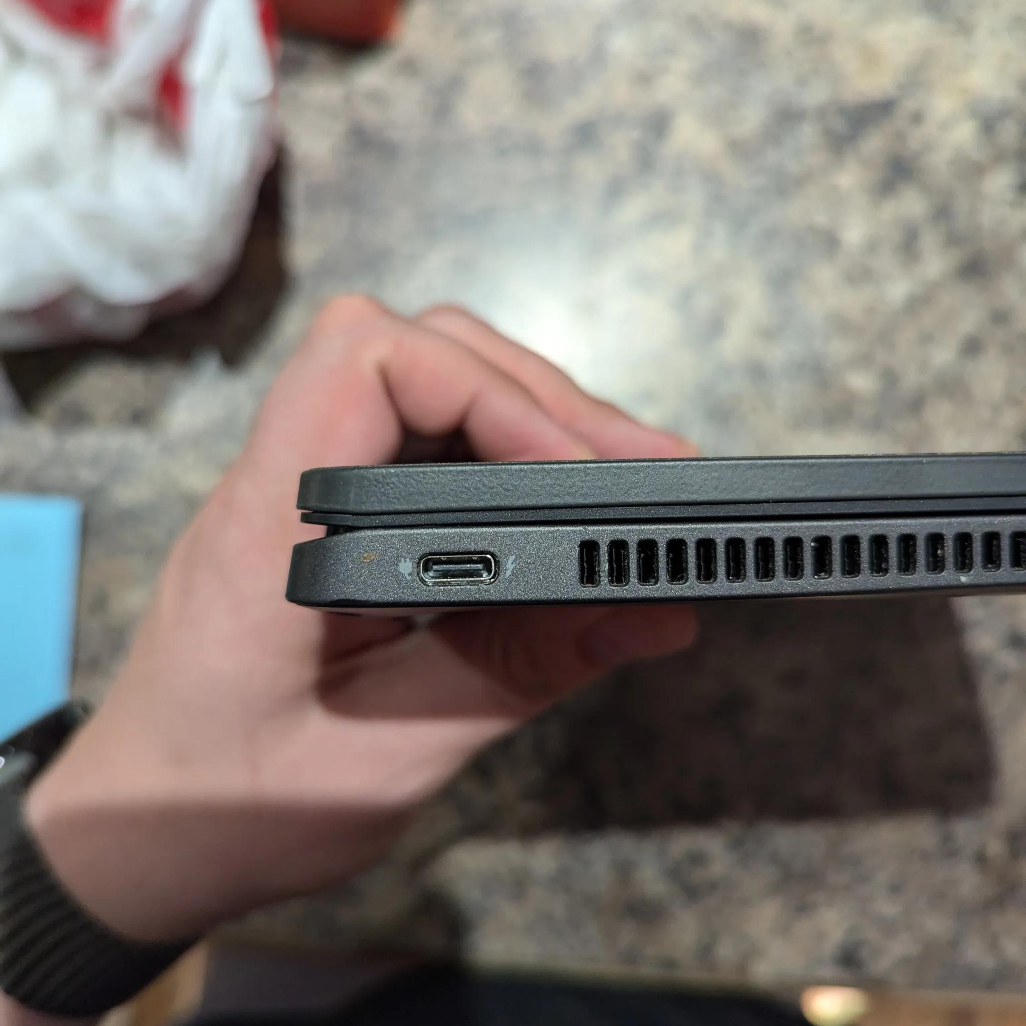 Dell Latitude 7420 14-inch (2021) - Great for students!