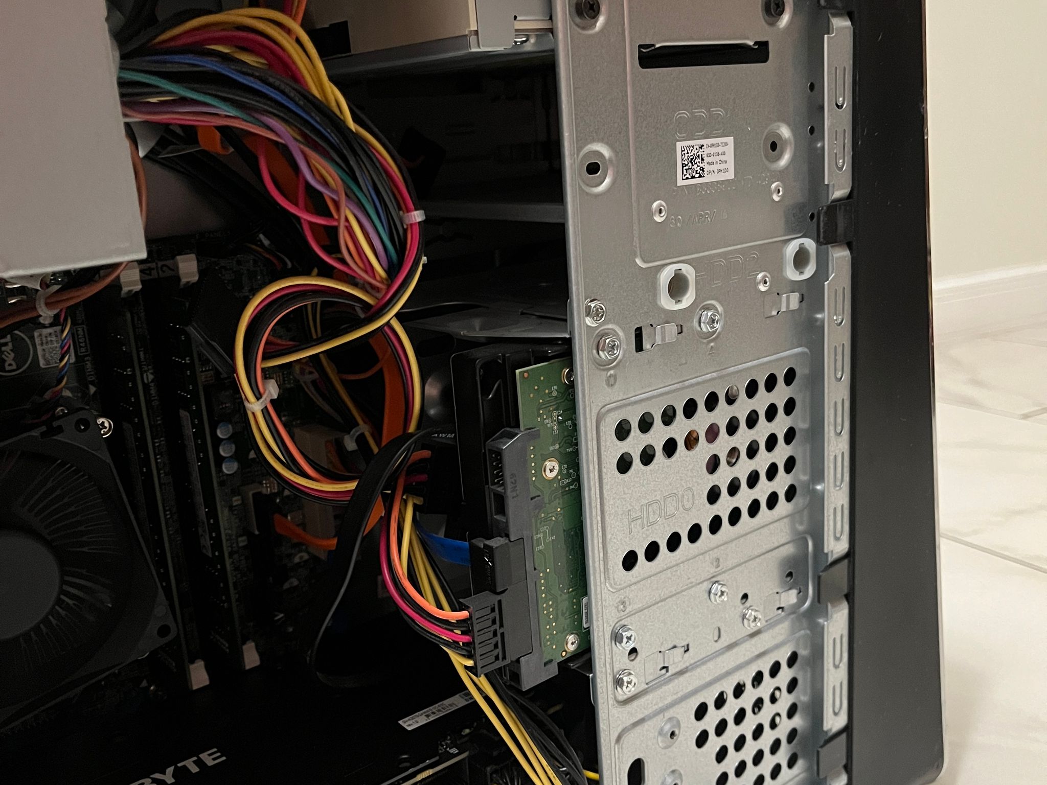 NVIDIA RTX 2070, Intel i7-6700, 16GB RAM, 750 GB Storage - Dell Gaming PC w/Wi-Fi, BT