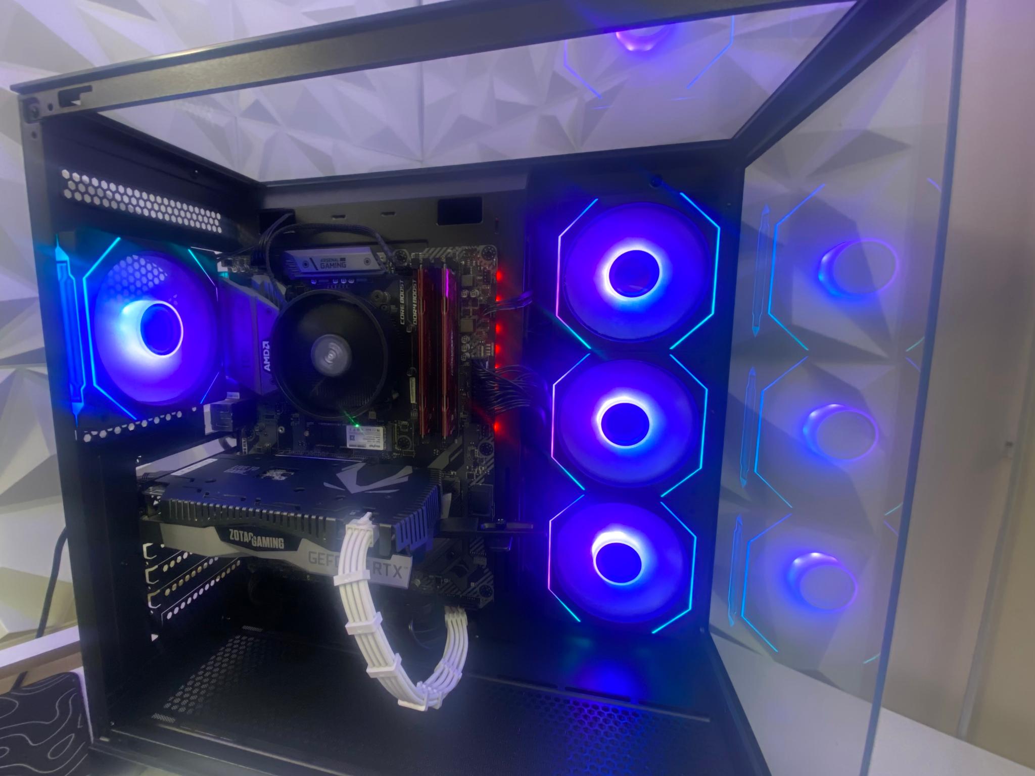 Pure Aesthetic Gaming PC | Ryzen 5 | RTX 2060 | 32GB RAM | 512GB SSD