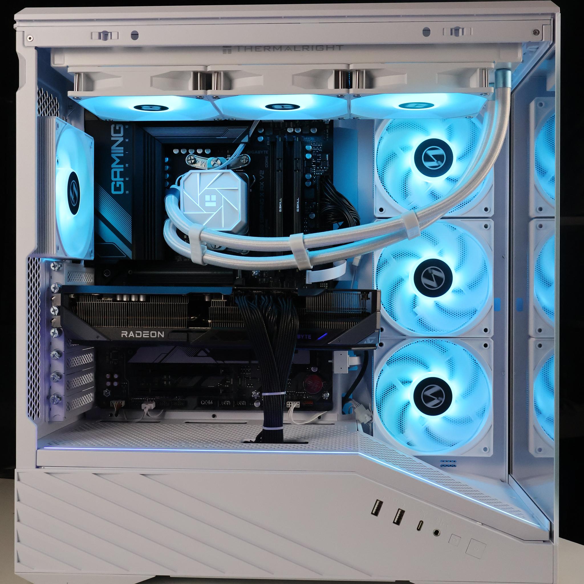 ⚪ Ryzen 7 9700X/RX 9070XT 16GB Gaming/Streaming PC ⚪