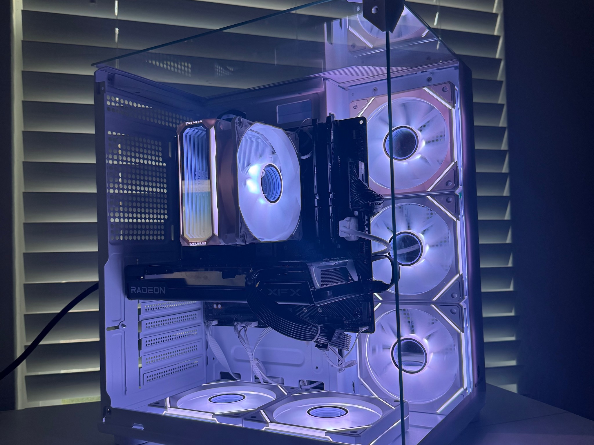 Custom build gaming pc |AMD Ryzen 5 8500G  Ddr5 16GB  Gen4 512GB nvme 1TB additional storage