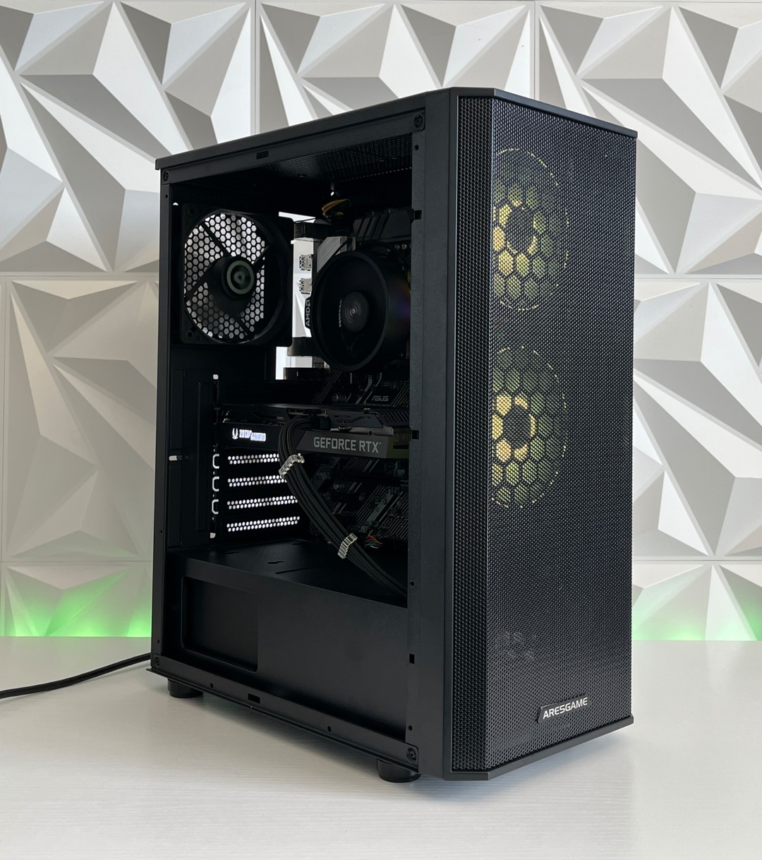 RTX 3060 Ti 8GB, Ryzen 5 3600X, 16GB RAM | Black RGB Gaming