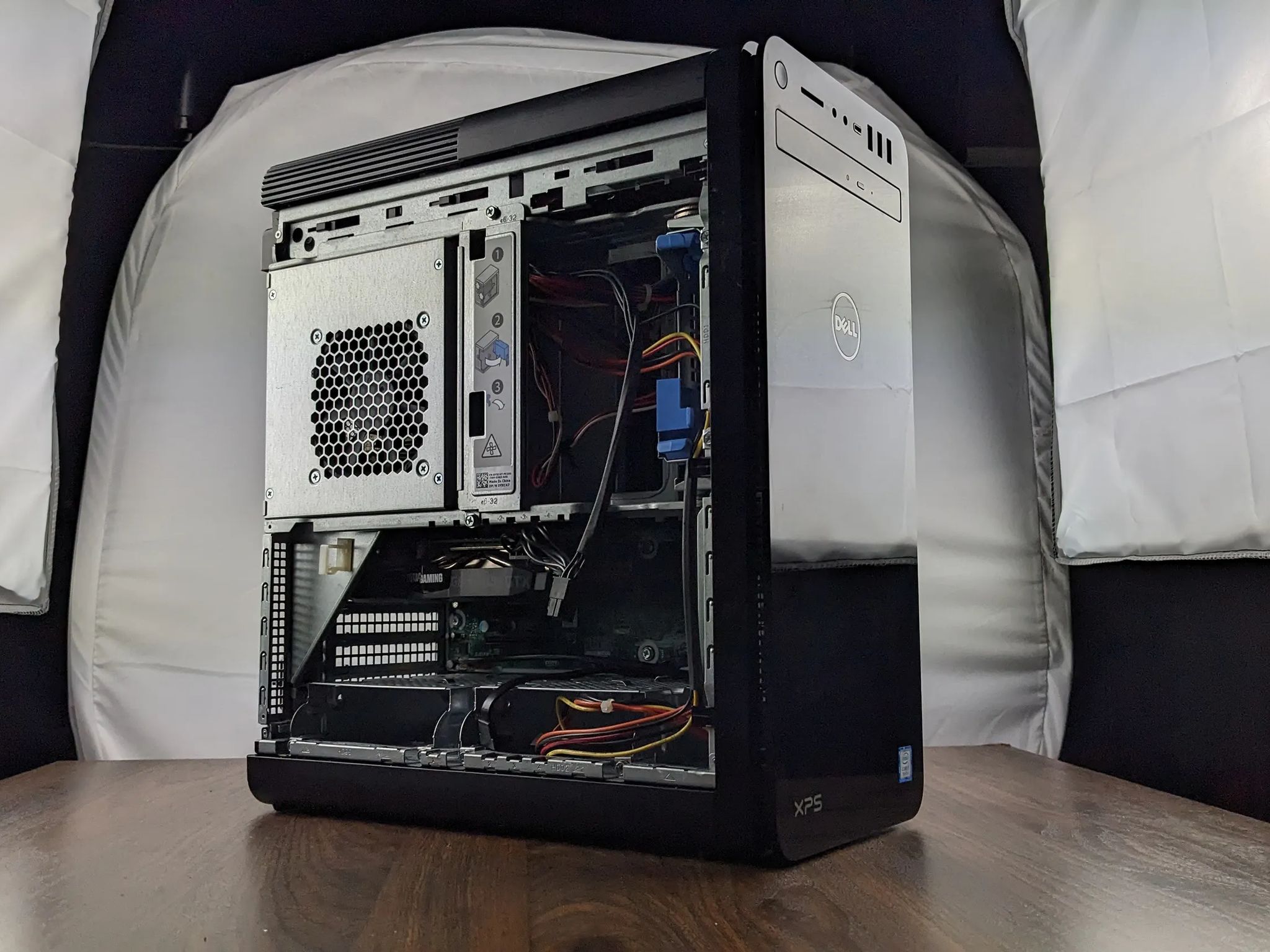 GamerSxin Refurbished Dell XPS Mid Tower. 1440p Gaming PC, i7-8700, 1660 Super, 16GB DDR4, 1TB NVME.