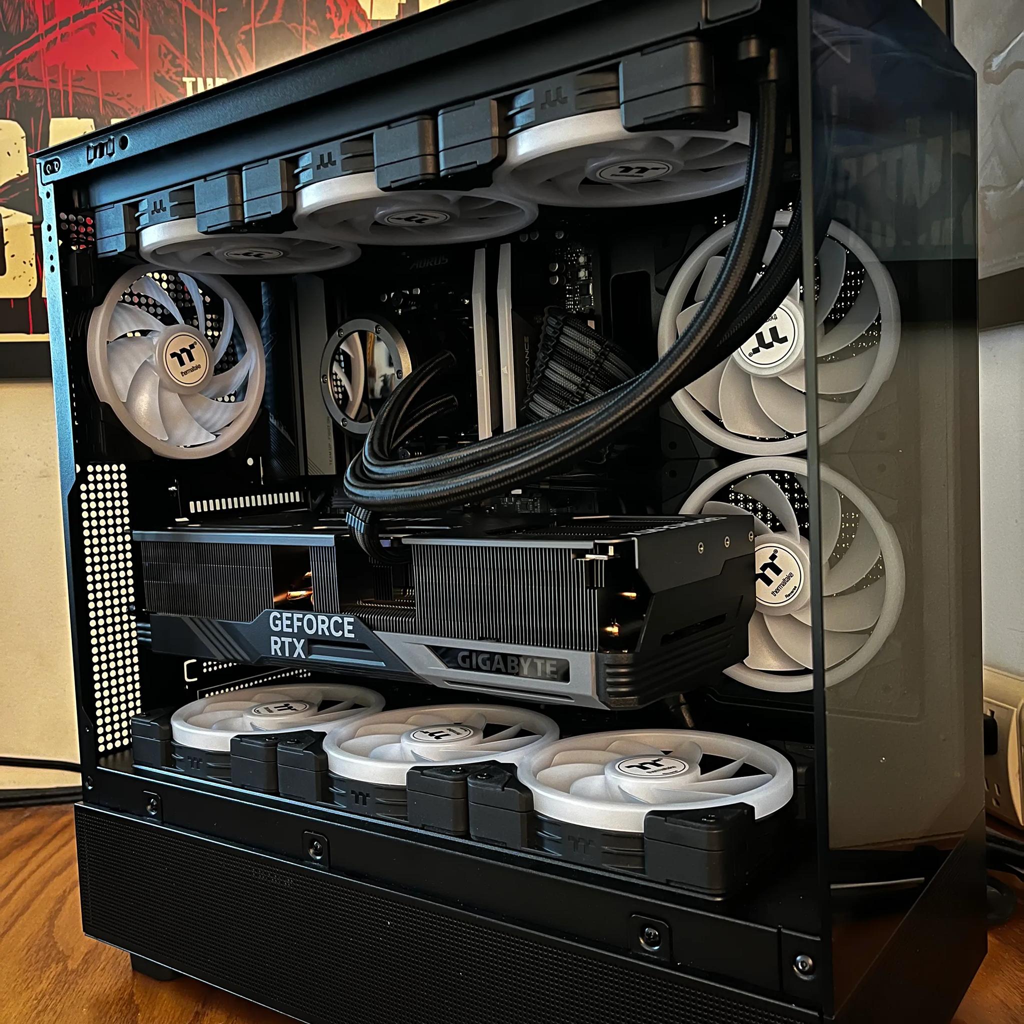 Monolith 2 - Ryzen 7 7800X3d | RTX 4080 SUPER | 32GB DDR5 @ 6000MT/sec | 4TB total | 1050W Platinum