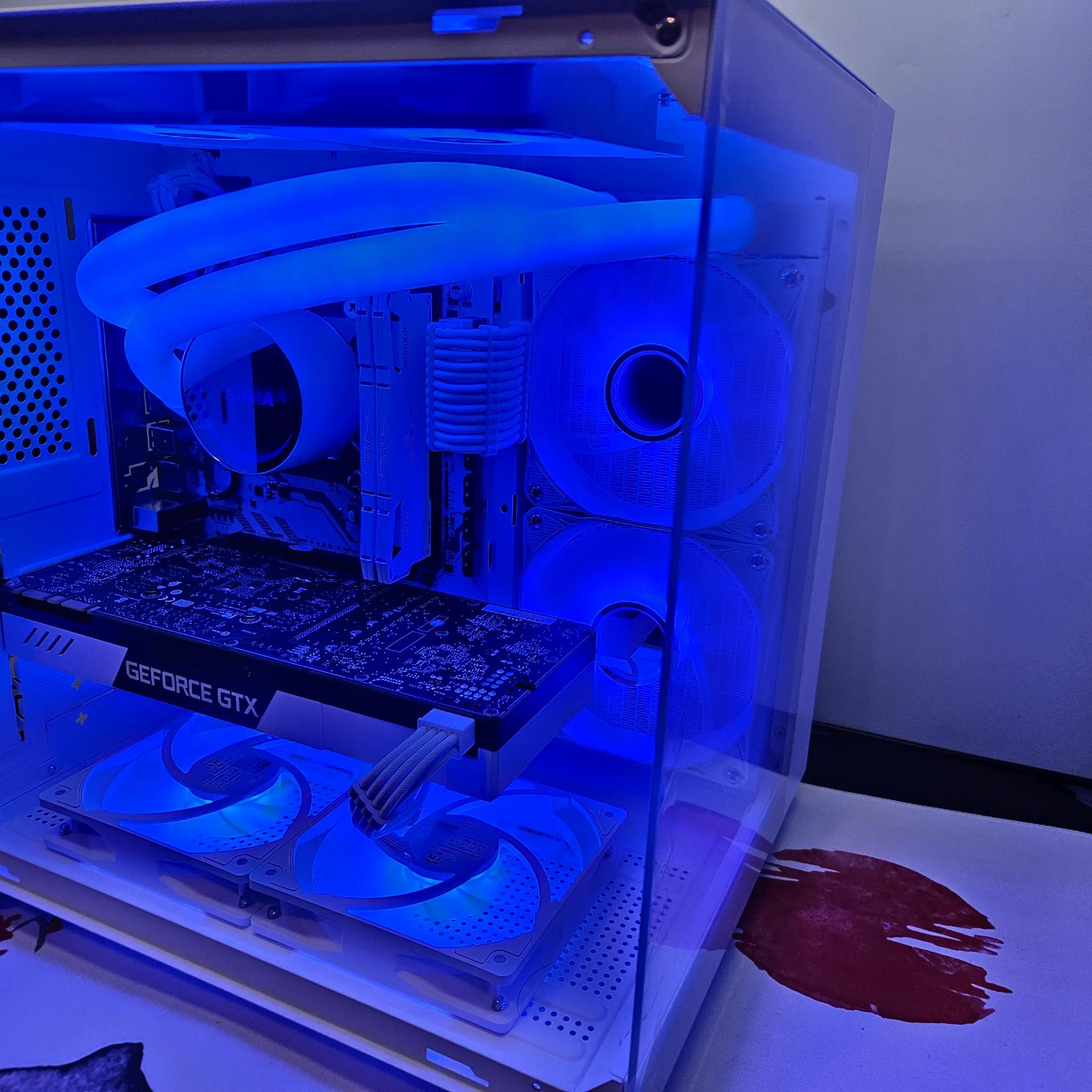 Liquid Cooled Arctic Rig  Ryzen 5 / 32GB DDR4 / 1TB SSD / GTX 1070 TI