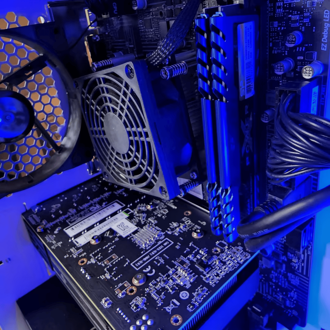 Intel Core i3 10100F // AMD Radeon RX5500 4GB // Silicon Power 16GB 3200MHz