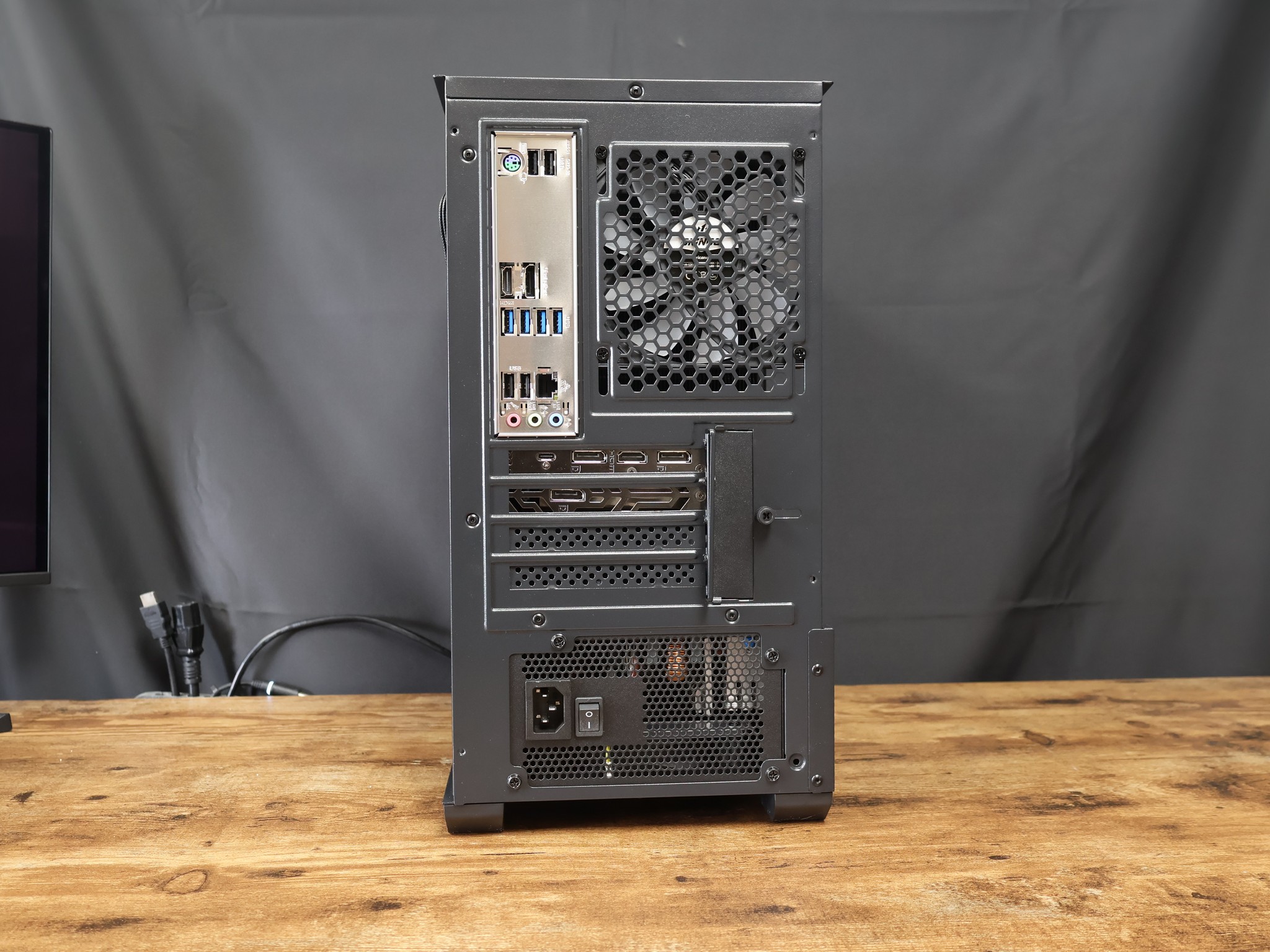 RTX 2070 Gaming PC – Ryzen 5 2600X | 32GB DDR4 | 512GB M.2 | 1080p Gaming