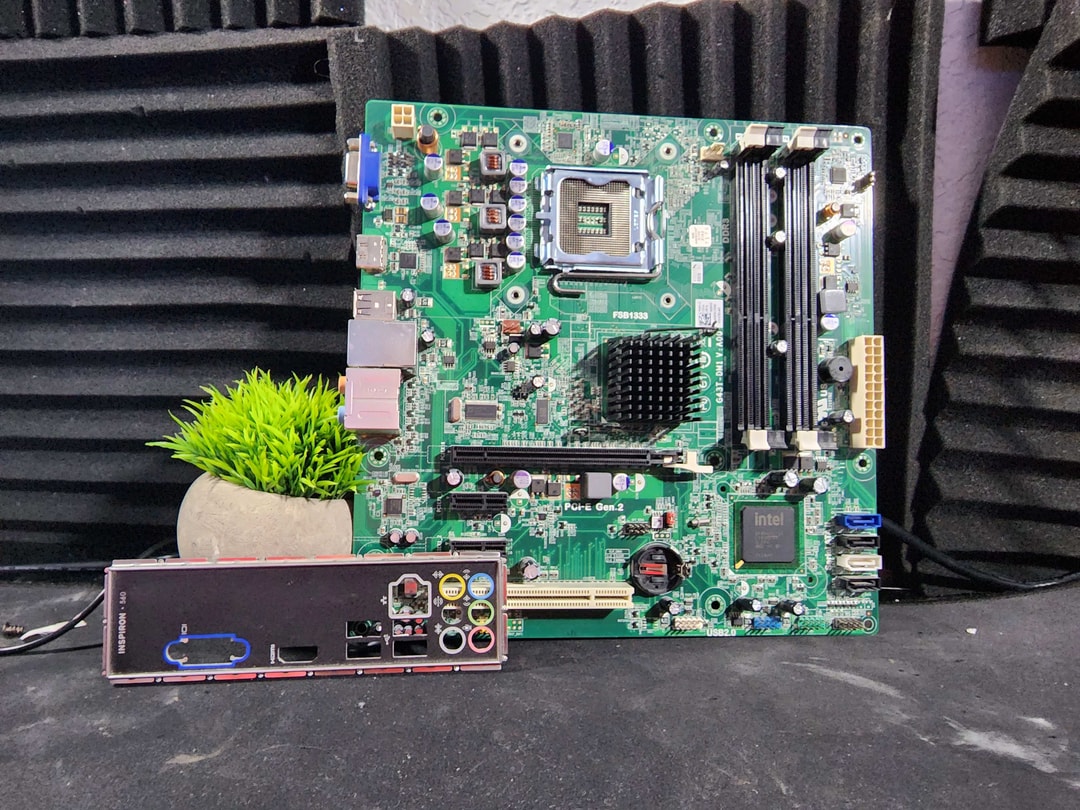 DELL Inspiron 560 Motherboard **READ DESC** | Jawa
