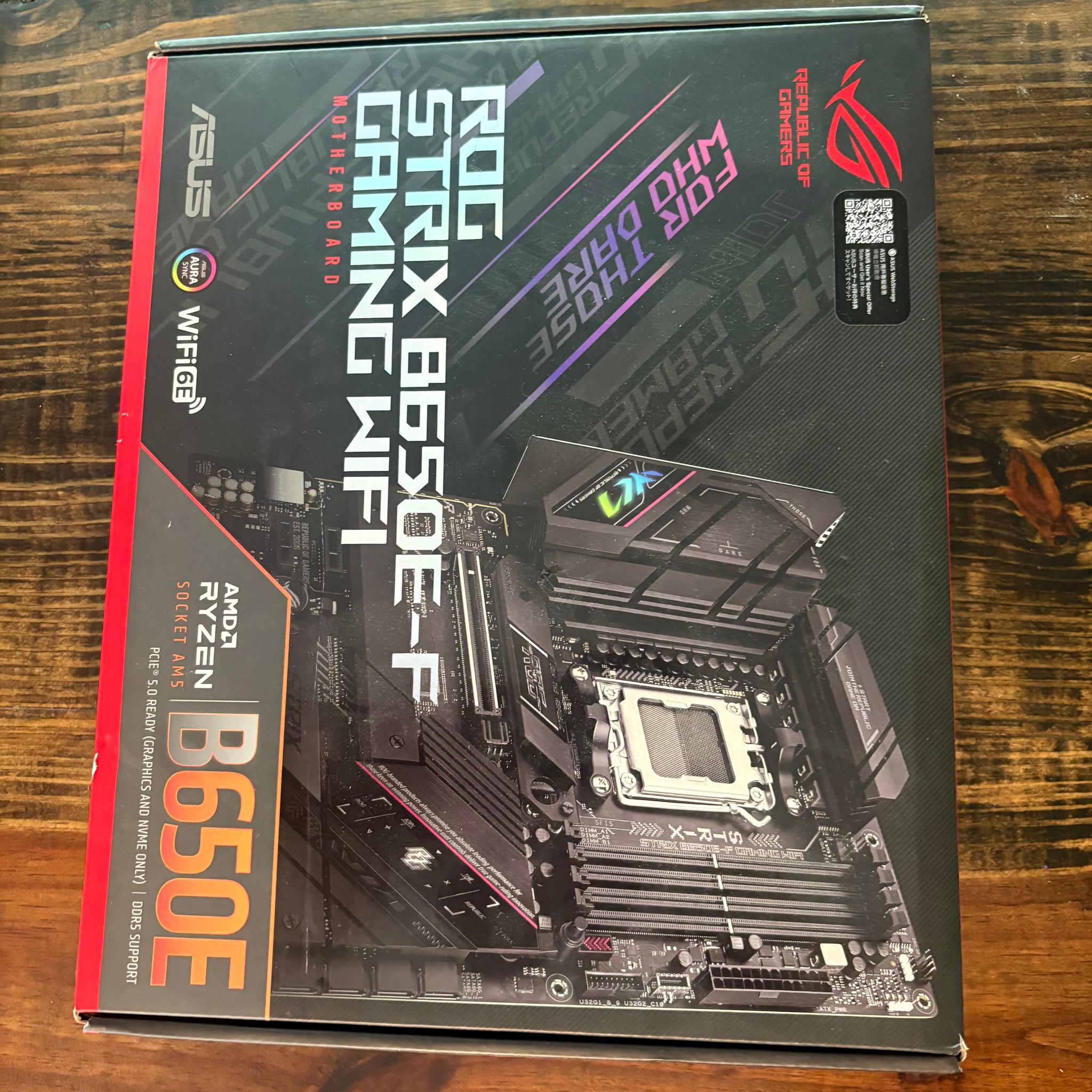 Used like new condition ASUS ROG AM5 gaming motherboard