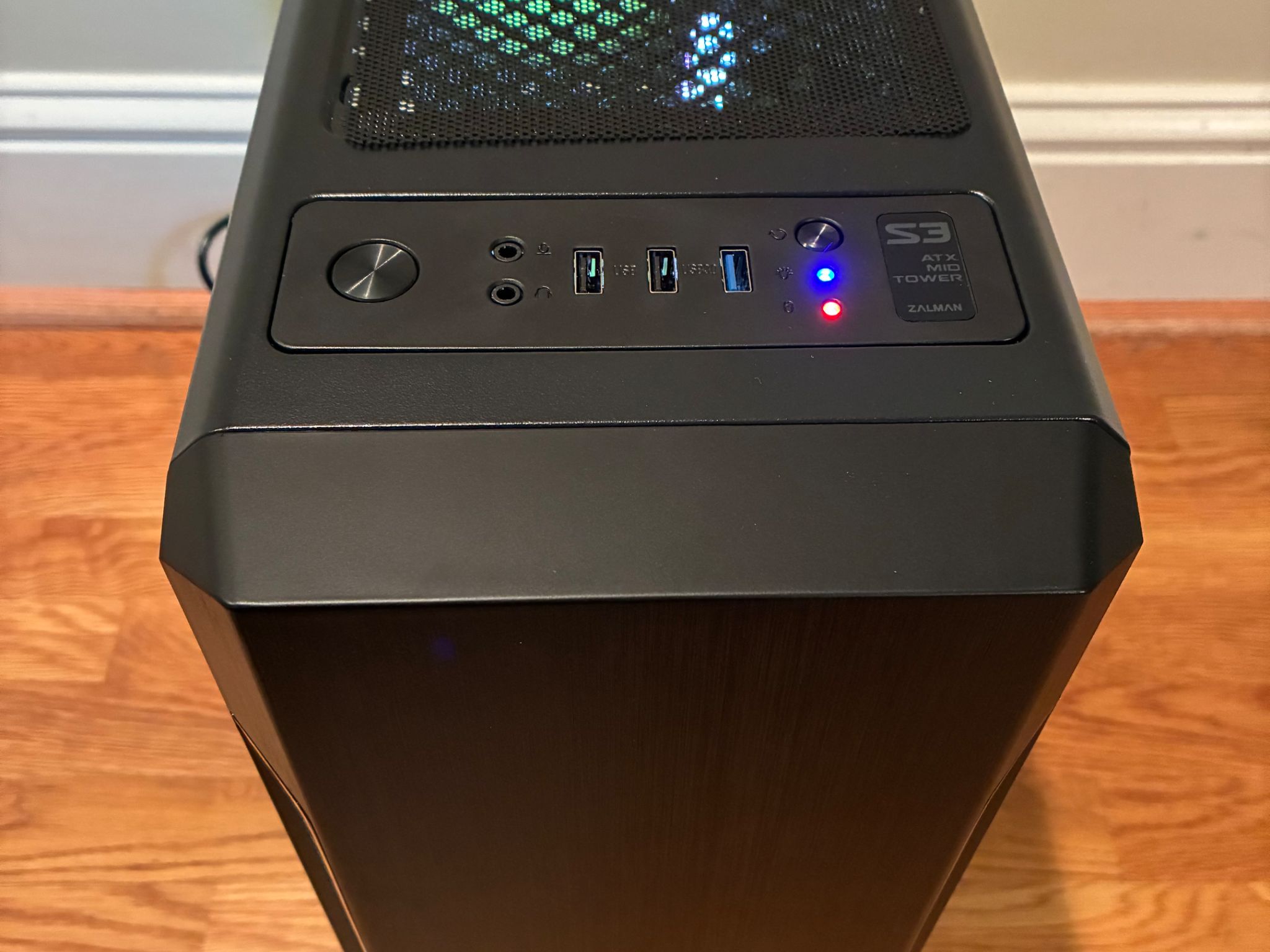 GTX 1070 R5 1600 ARGB GAMING PC 32GB 1TB SSD WiFi WINDOWS 10