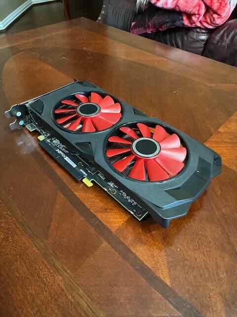XFX AMD Radeon RX 570 8GB