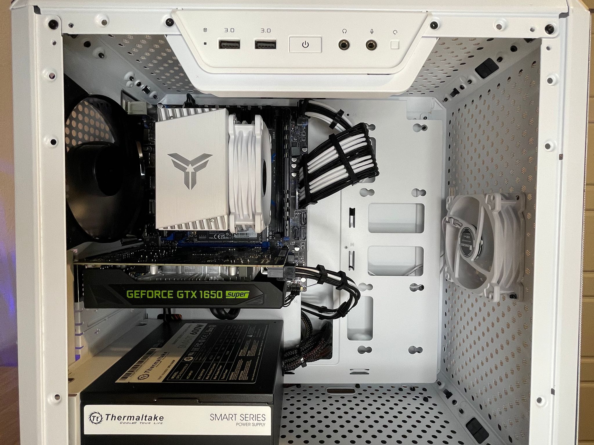 GTX 1650 + Intel E5 1650 V4 6 Core 12 Thread