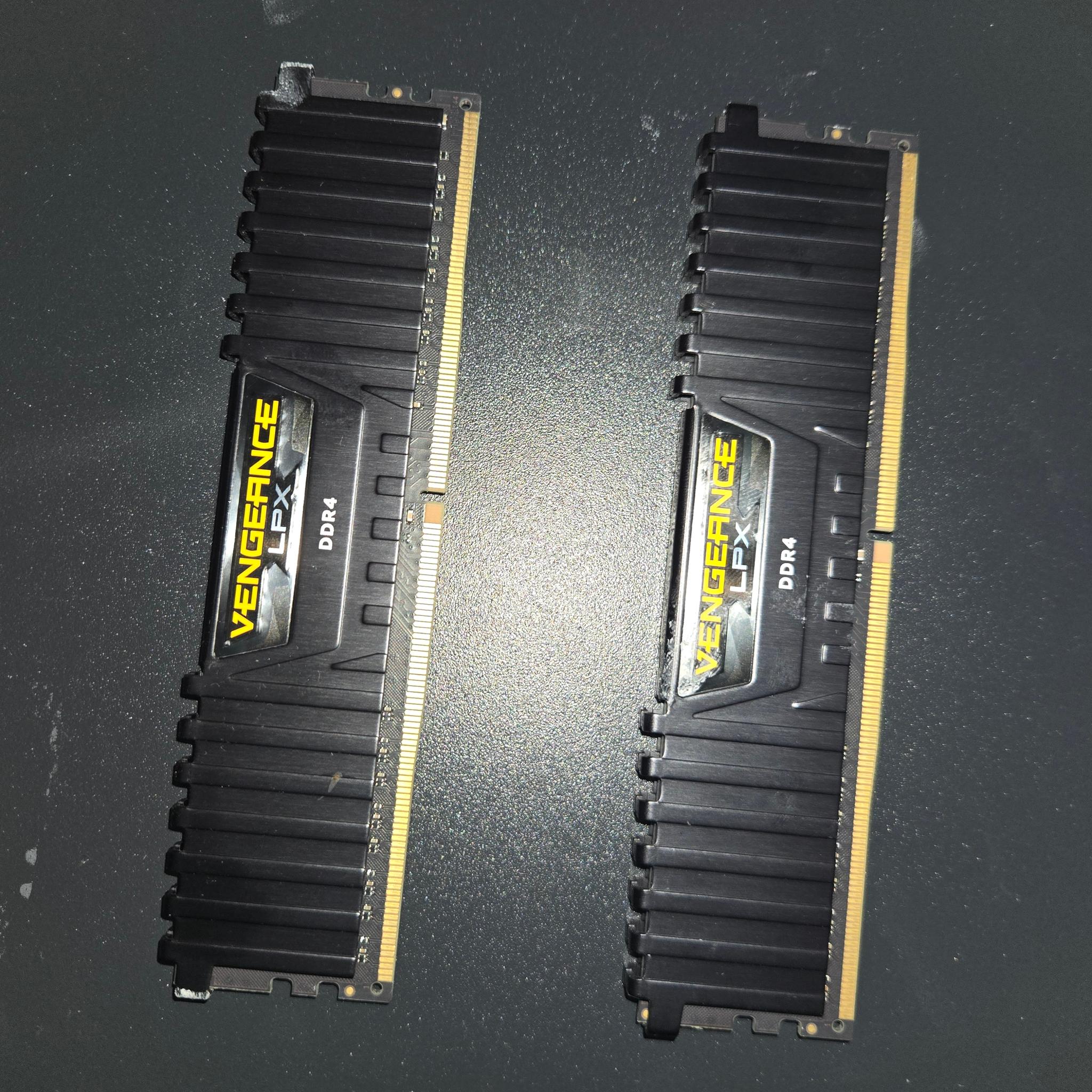 Corsair DDR4 16GB 3600
