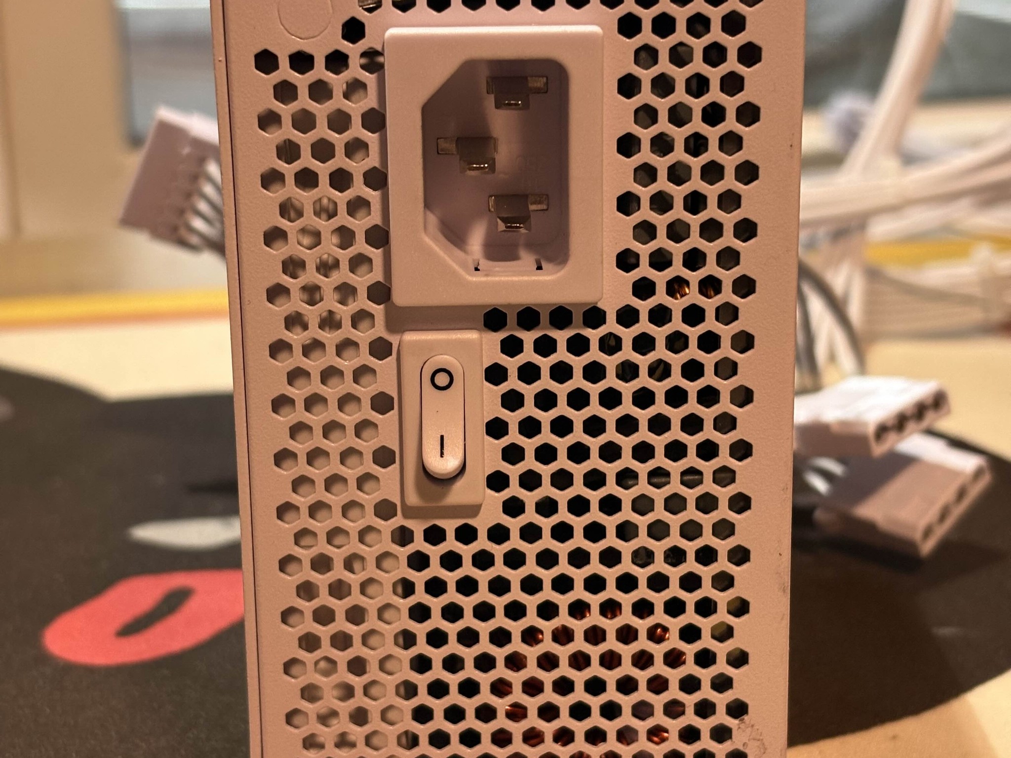 Lian Li SP850W Gold Fully Modular (White)