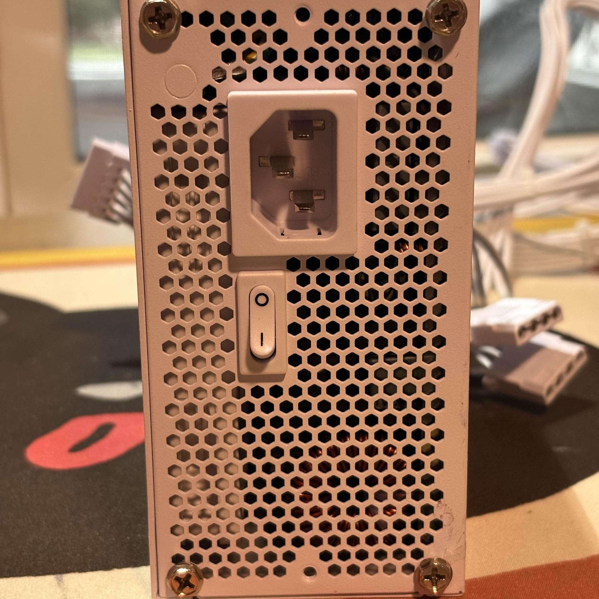 Lian Li SP850W Gold Fully Modular (White)