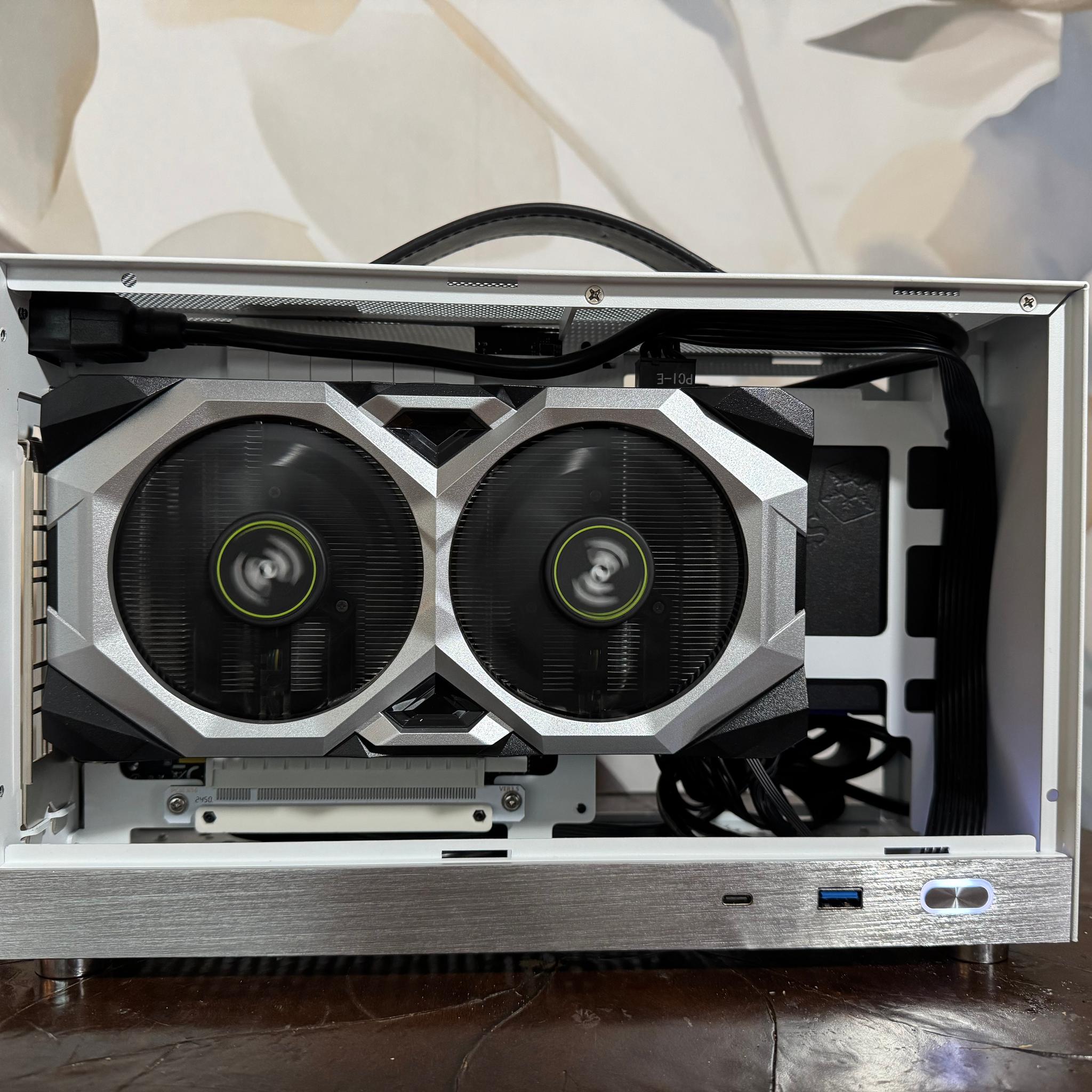 🚀 Console Killer SFF PC! 🕹️ | 2060 Super • Ryzen 7 • 16GB RAM • 1TB SSD