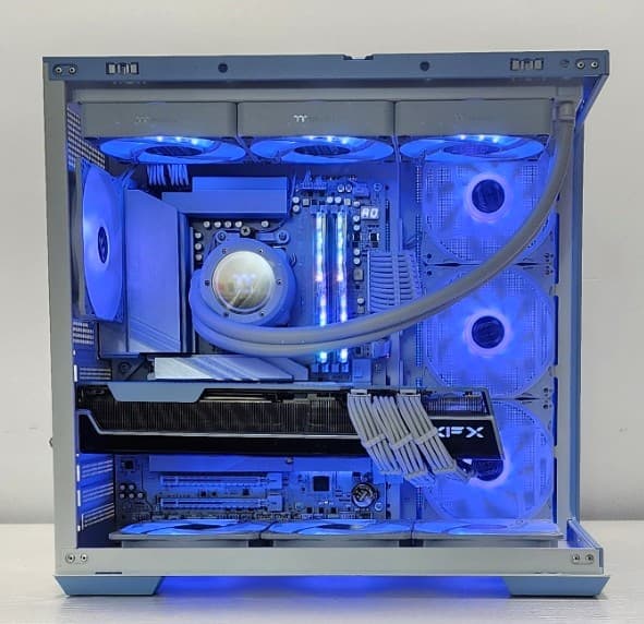Elegant Blue/White Custom 1440P/4K Gaming System - 7800X3D - 7900XTX