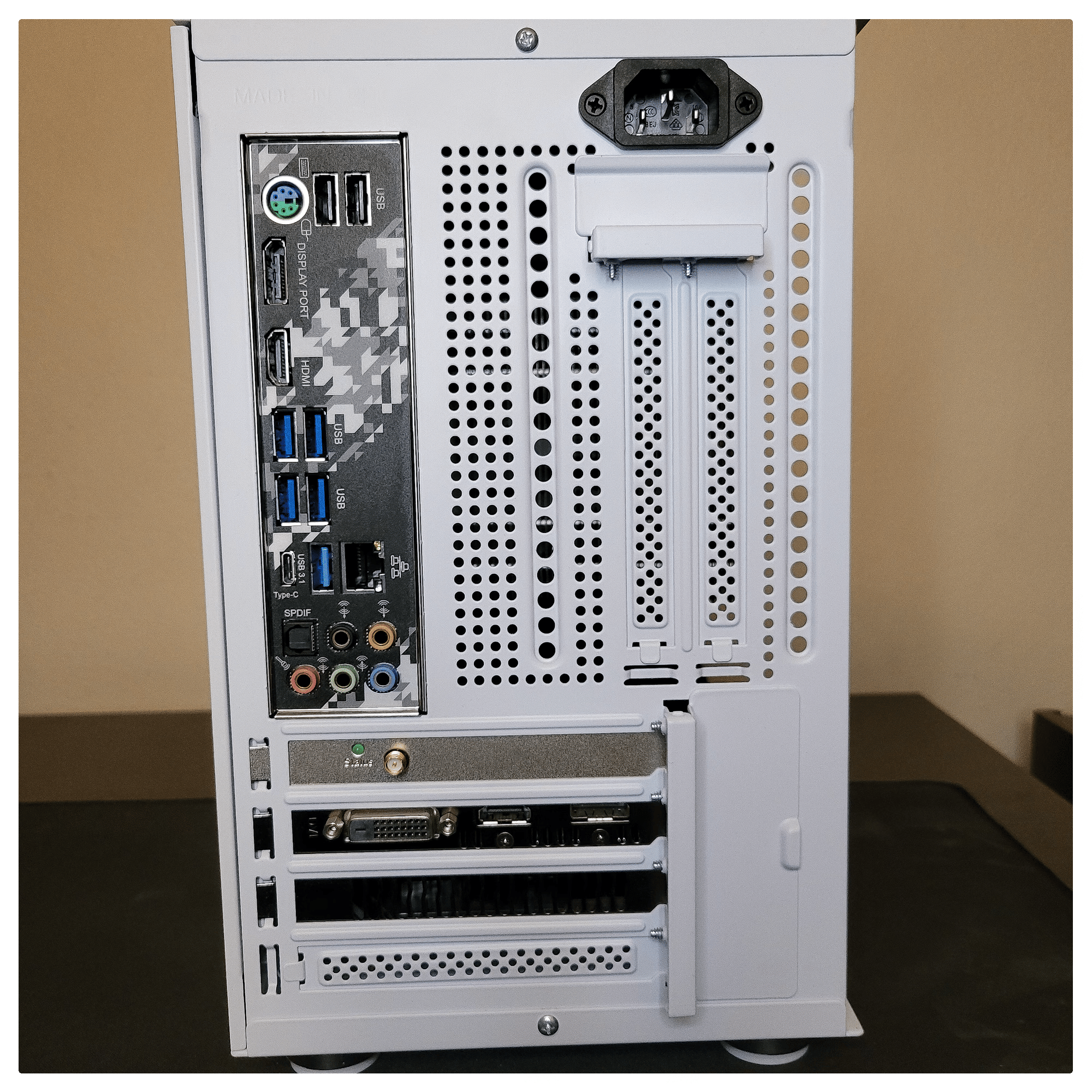 GTX 1660 Super | Ryzen 5 2600 | 1080p Mini Gaming PC