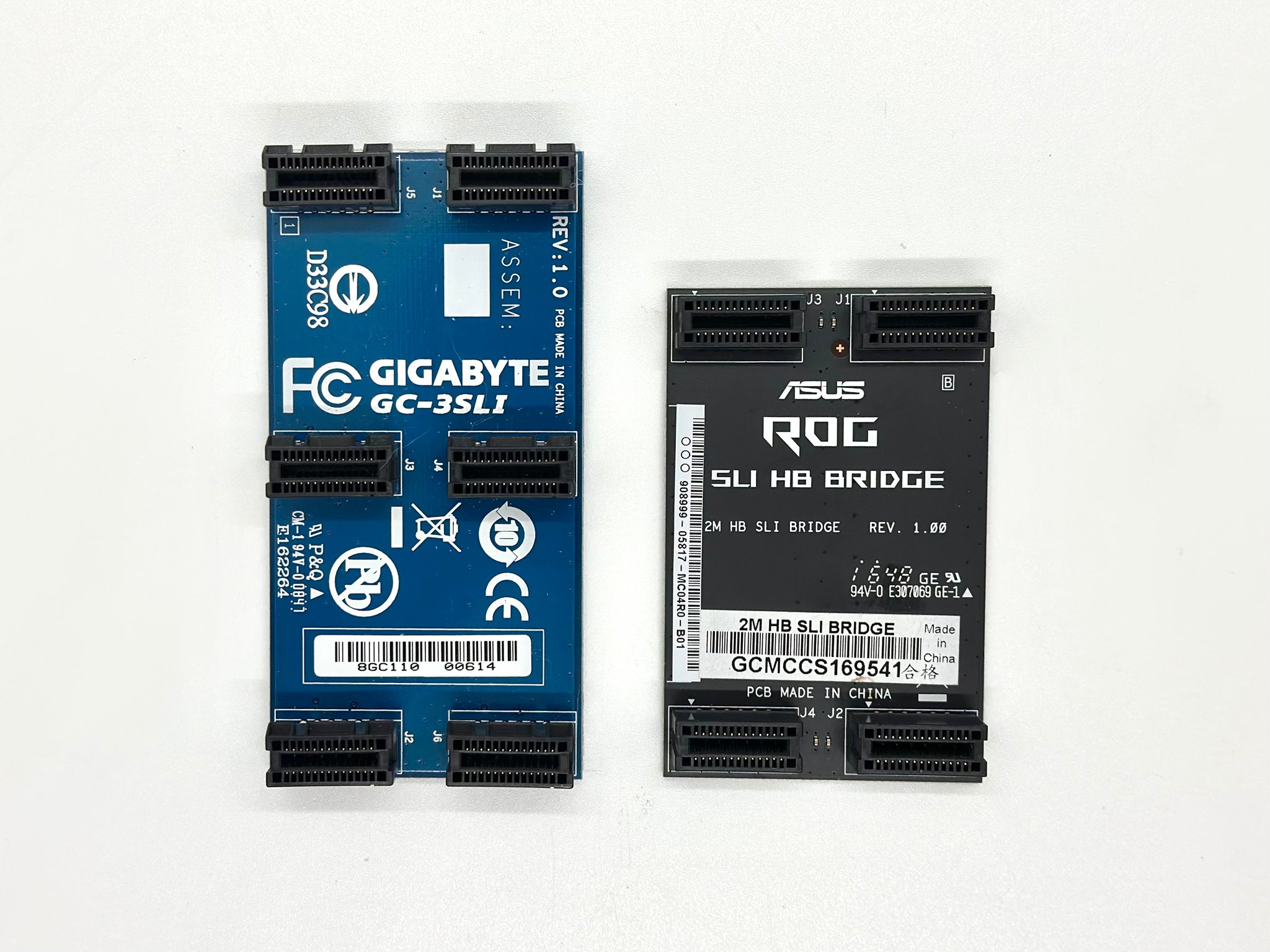 ASUS Rog SLI HB BRIDGE + Gigabyte 3 way SLI Connector
