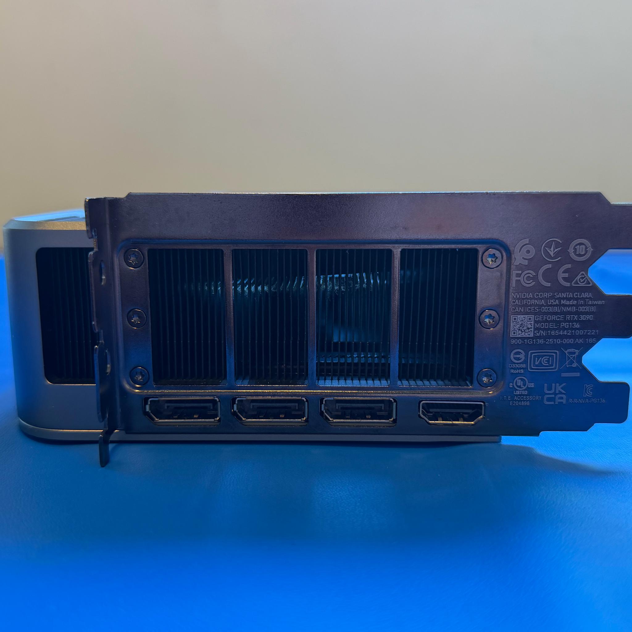 NVIDIA GeForce RTX 3090 Founders Edition – Excellent Condition – Original Owner