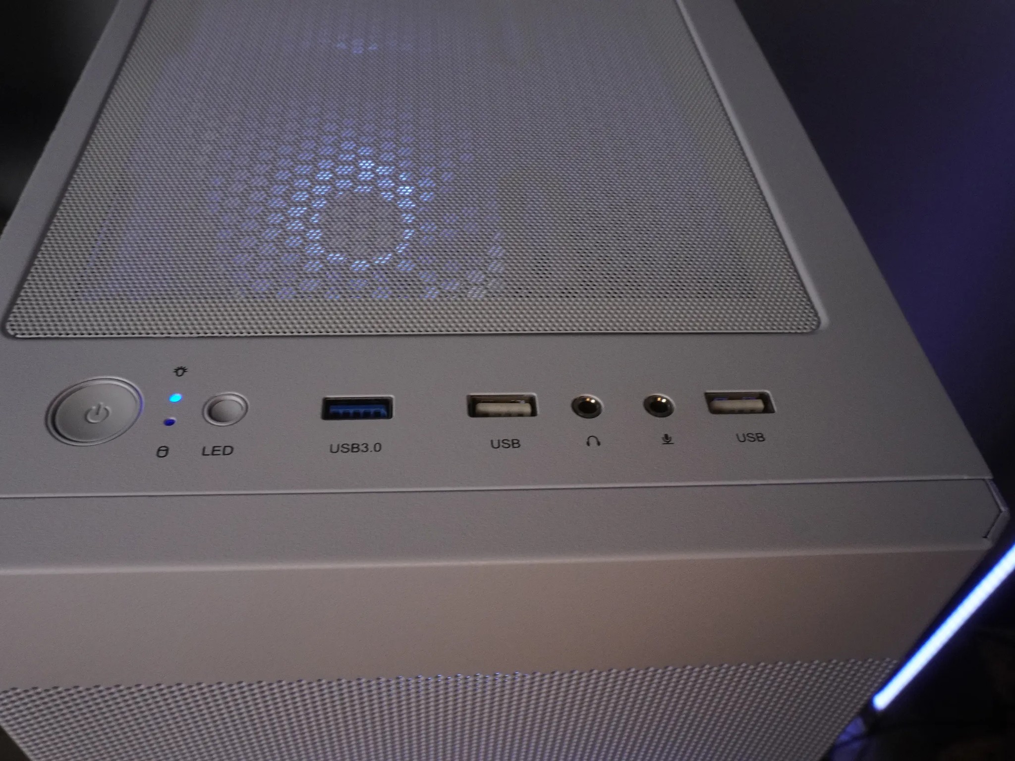🤍ALL WHITE🤍 1080p GAMING MACHINE 💚GTX 1660 Super 🧡 Ryzen 5 5500 | 16GB | 1TB | WIFI