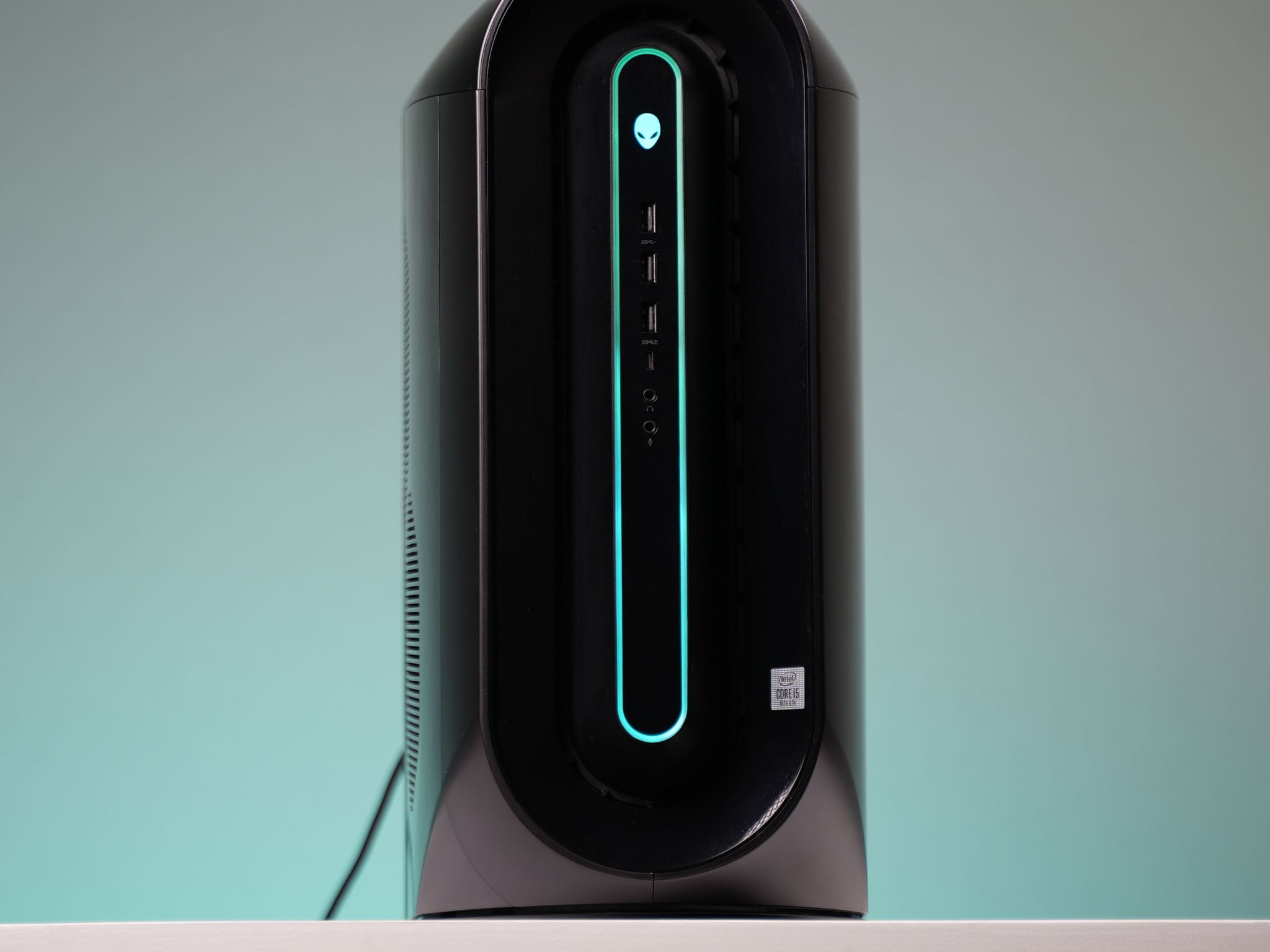 “Auro.form” RTX 2060 Super Intel Core i5 10400f 16GB 1.3TB Windows 11 Gaming PC Powerhouse