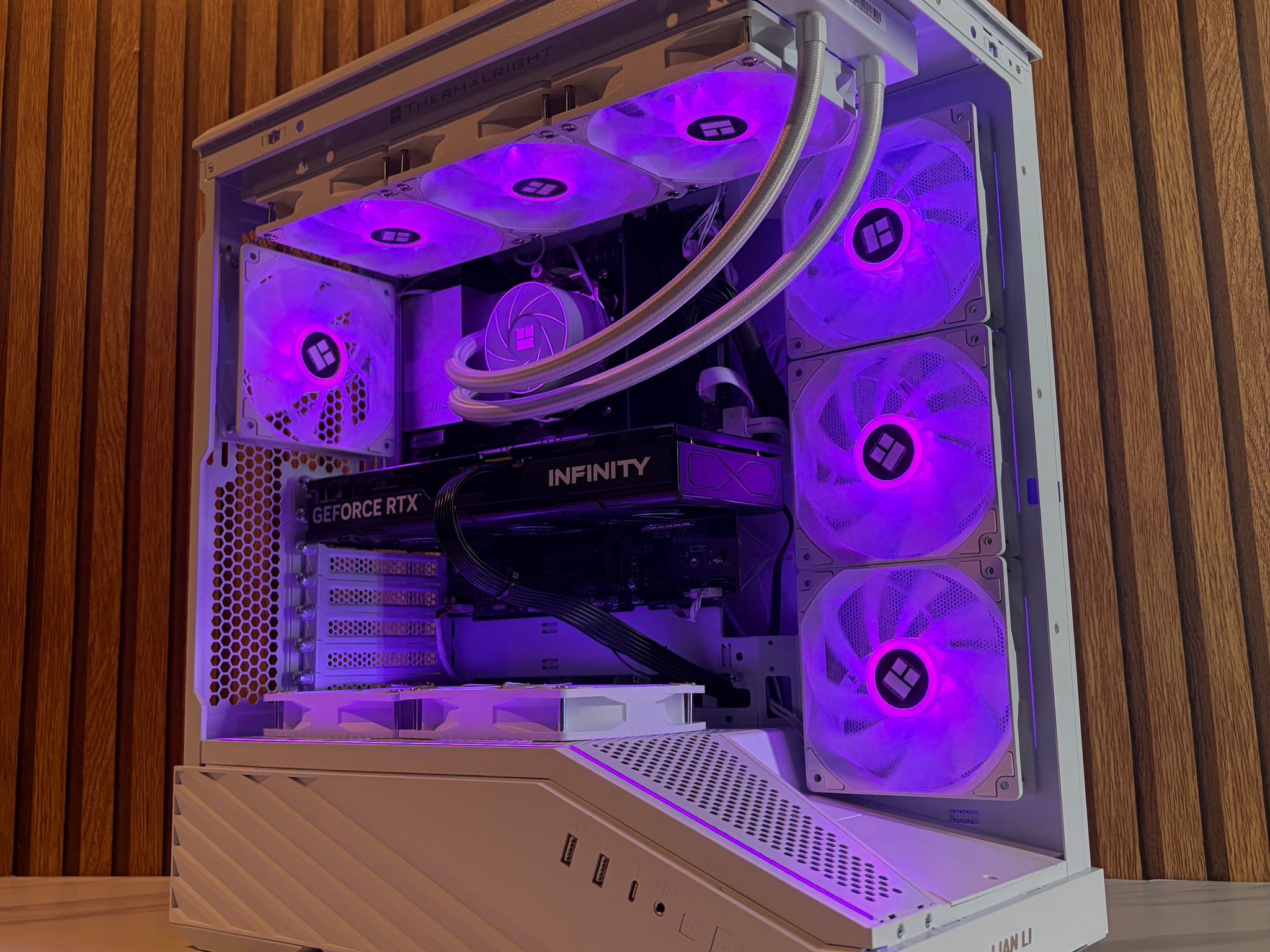 RTX 5070 | RYZEN 7 7800X3D | 16GB DDR5 | 750W PSU | 1TB SSD| 360MM AIO