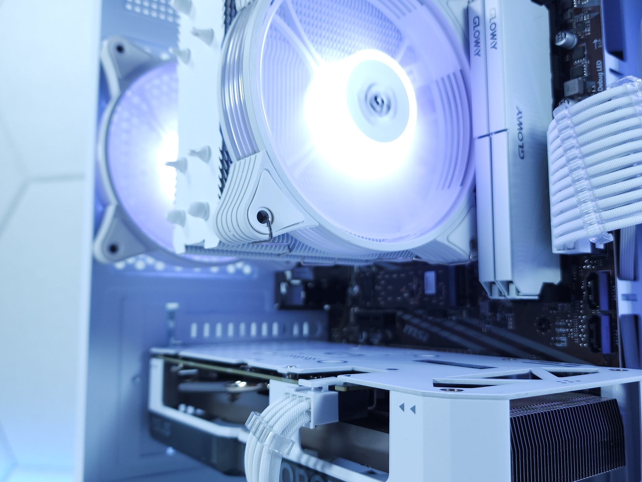 🤍🤍1080p Gaming | RTX 4060 | Ryzen 5 | 1TB NVMe SSD | 32GB 3200MHz DDR4