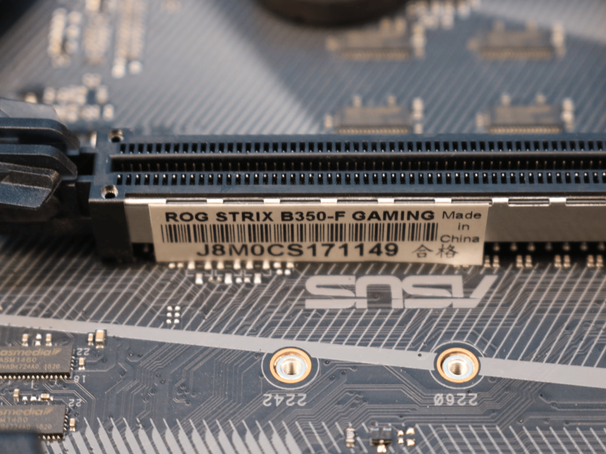 *Updated BIOS* ASUS ROG STRIX B350-F Gaming AMD Socket AM4 DDR4 ATX Desktop Motherboard No I/O