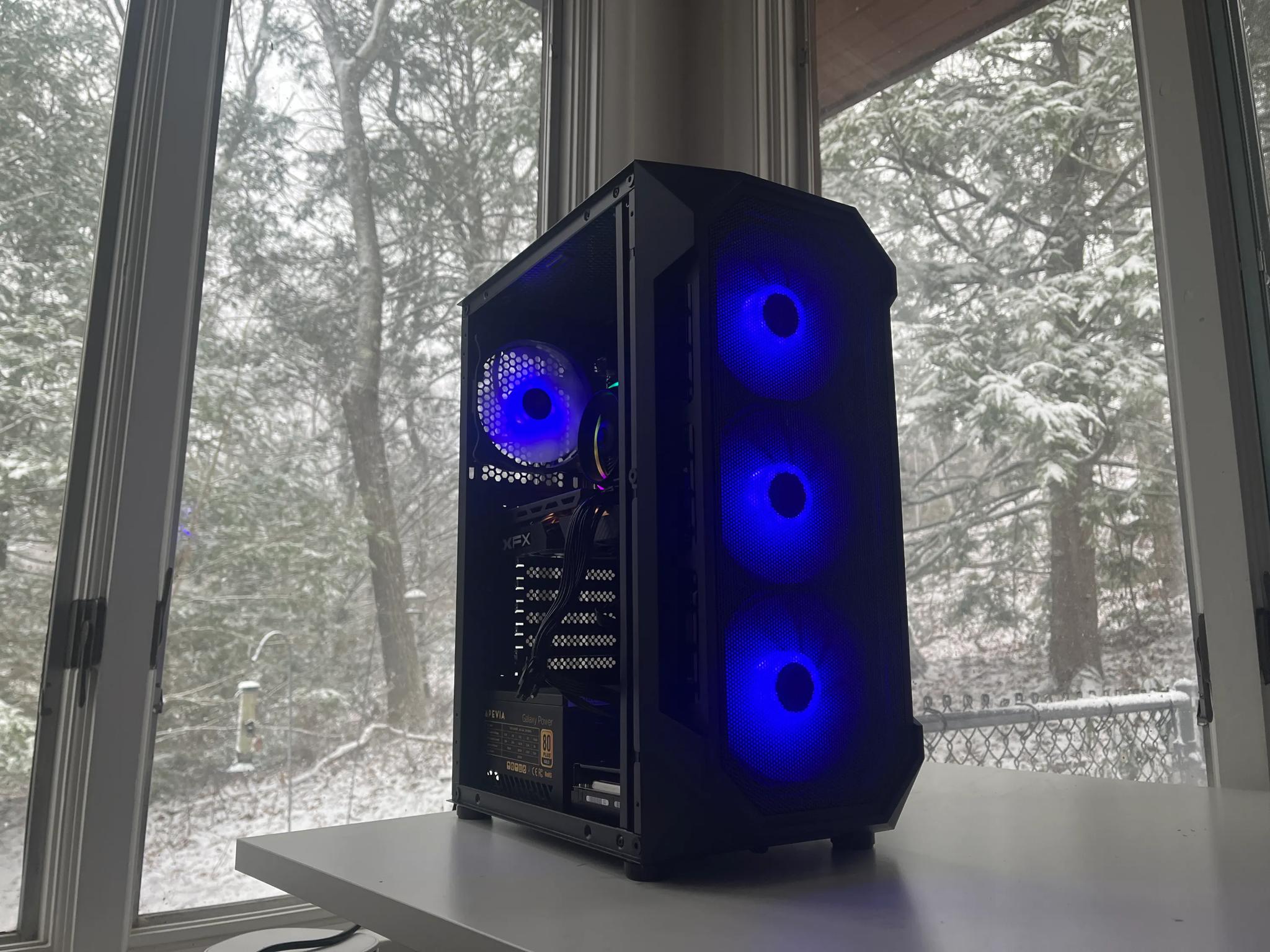 RX 580 / Intel I5 | WIFI | 16GB Ram | 1TB HDD + SSD | Windows 11 Activated