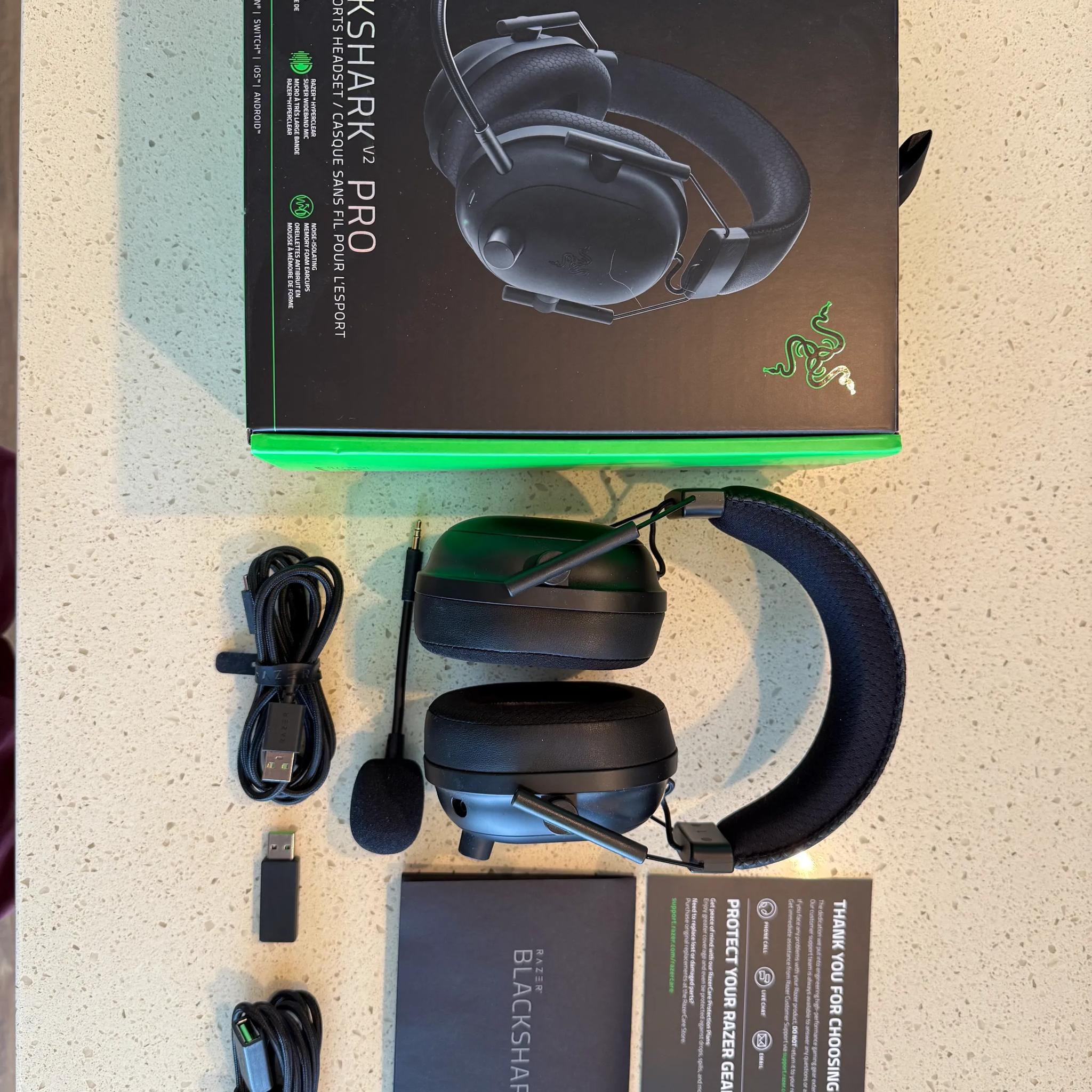 Razer BlackShark V2 Pro 2023 with Wicked Cushions Cooling Gel Cushions