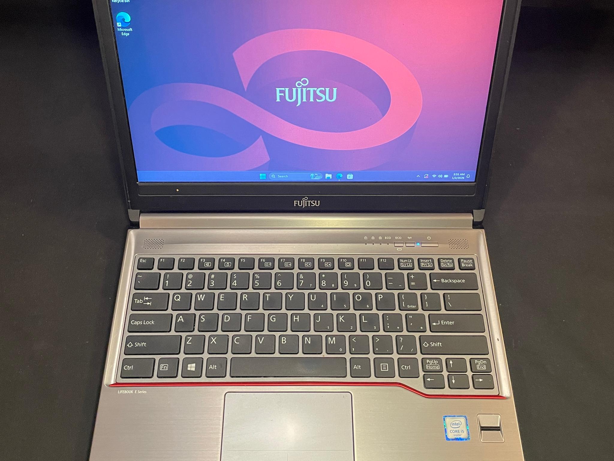 Fujitsu Lifebook E736
