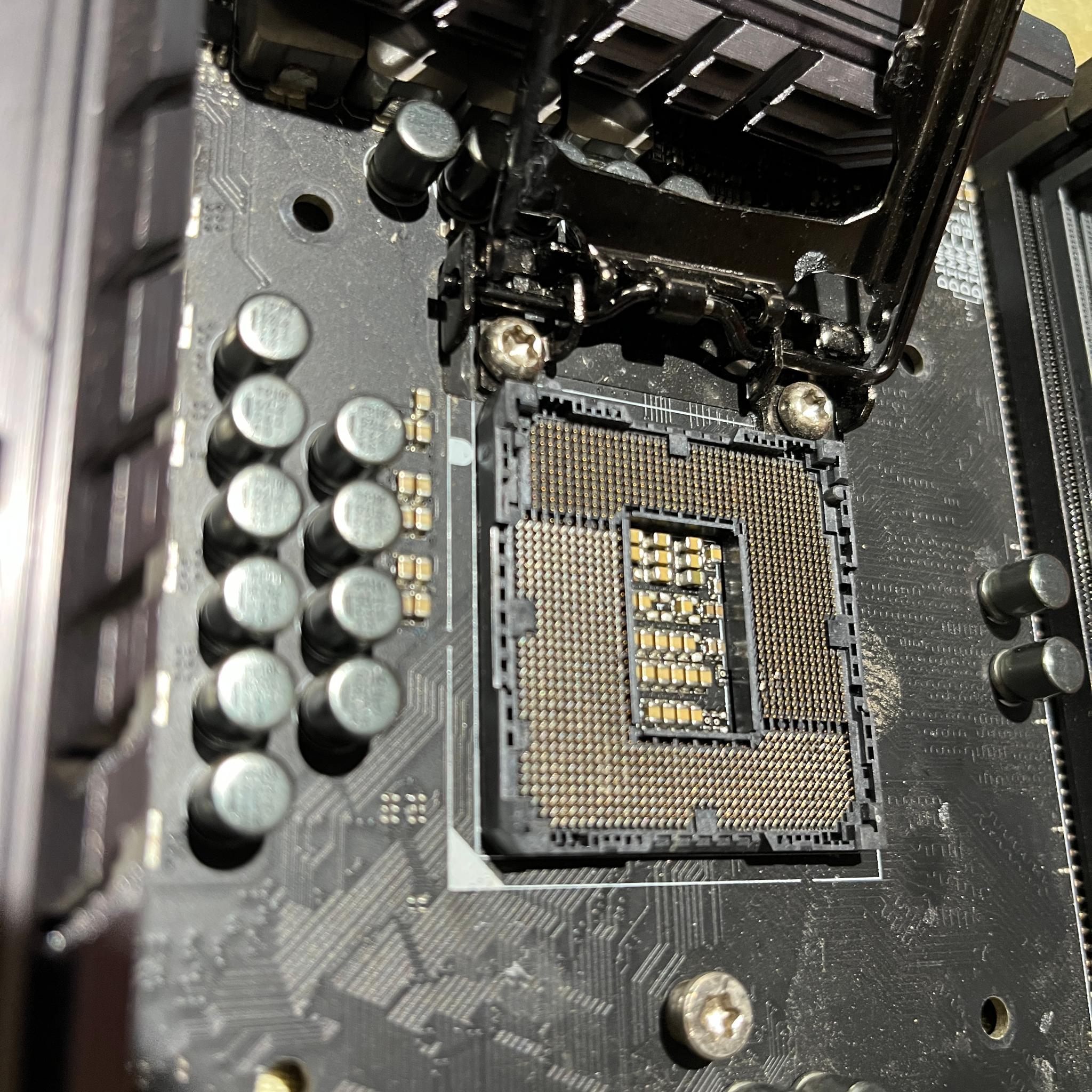 ASUS MAXIMUS VIII HERO LGA 1151 Motherboard – Parts / Not Working – Bent Pins