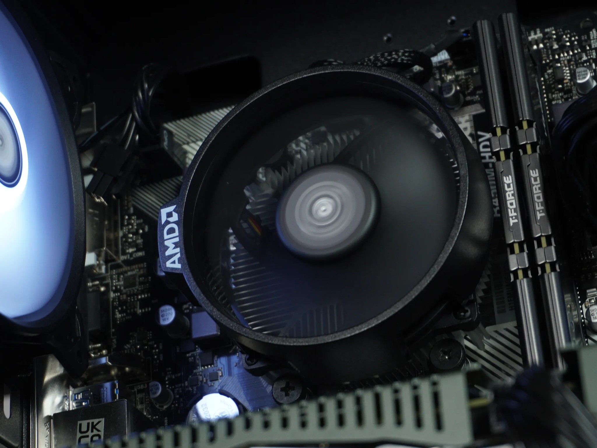 "DREK" || RTX 2060, R5 5500 || Entry-Level Gaming PC