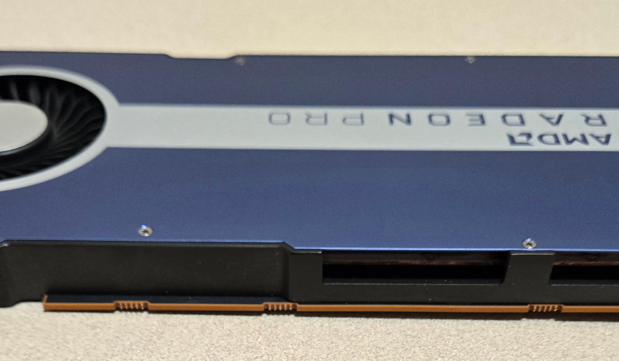 AMD Radeon W5500 PRO 8GB