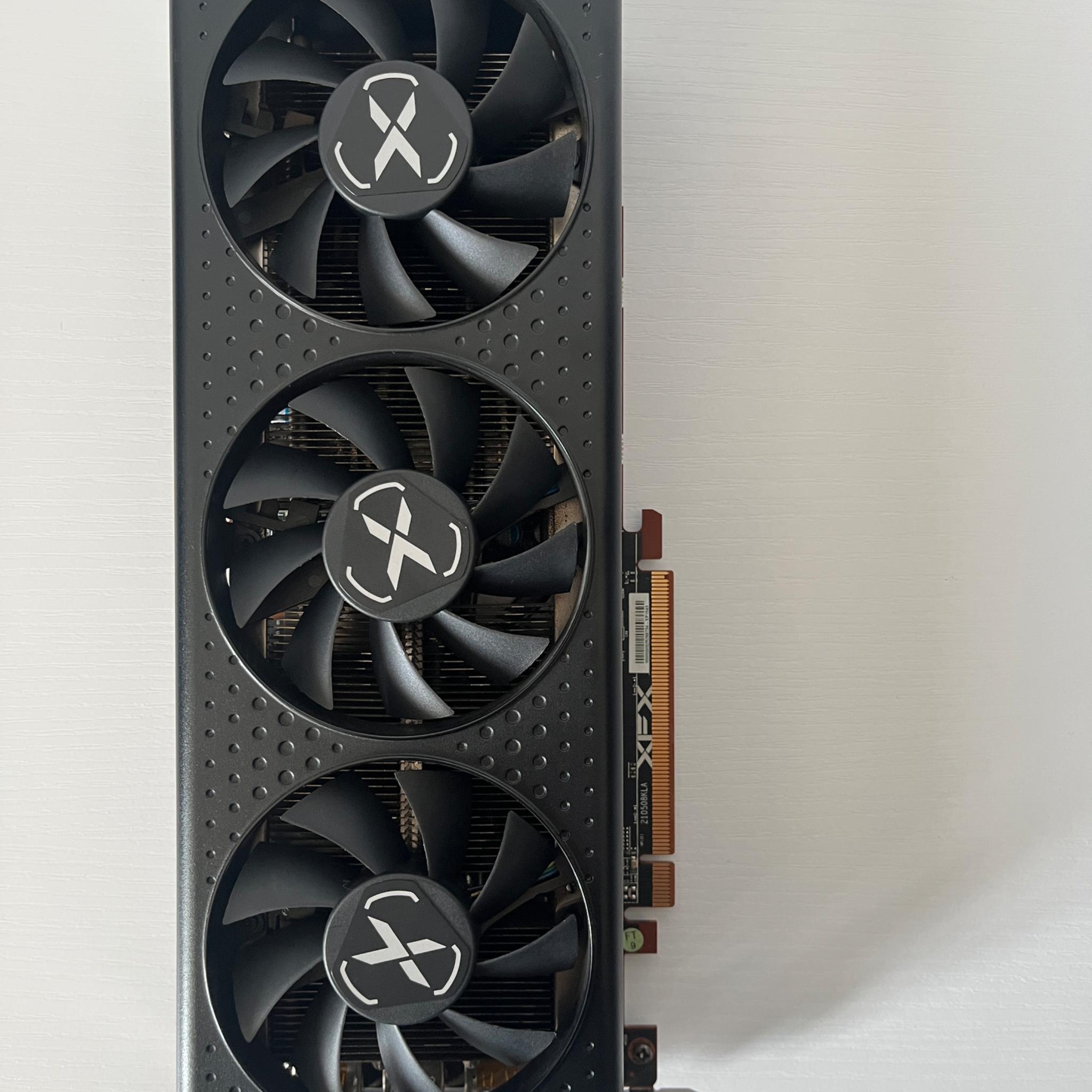 XFX Speedster Radeon RX 6600 XT 8GB